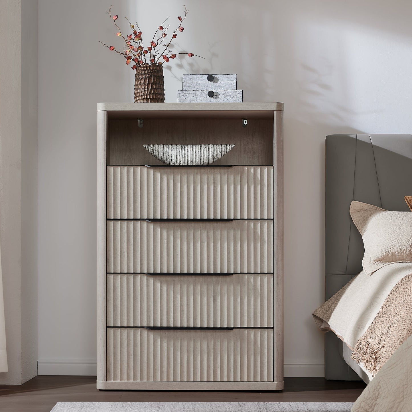 Commode verticale à 4 tiroirs
