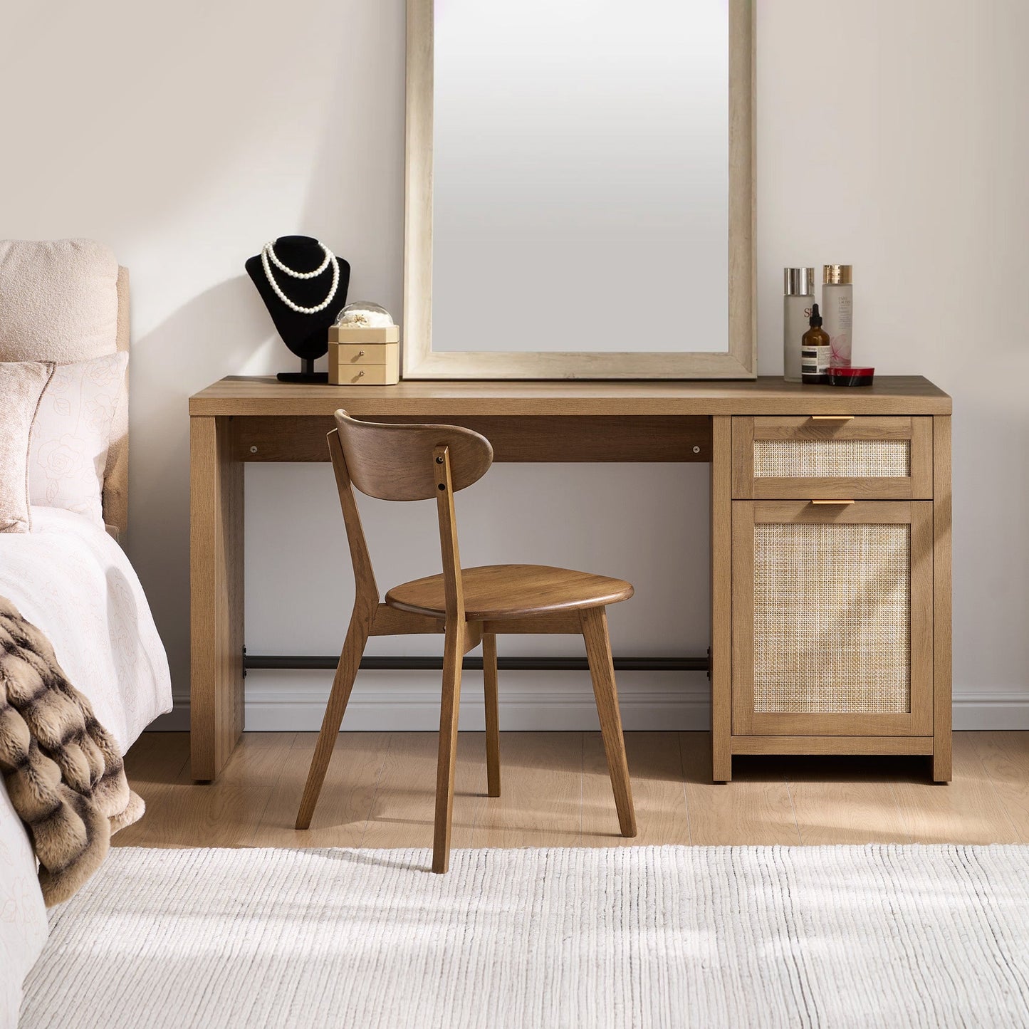 Savanna Vanity Desk with Door