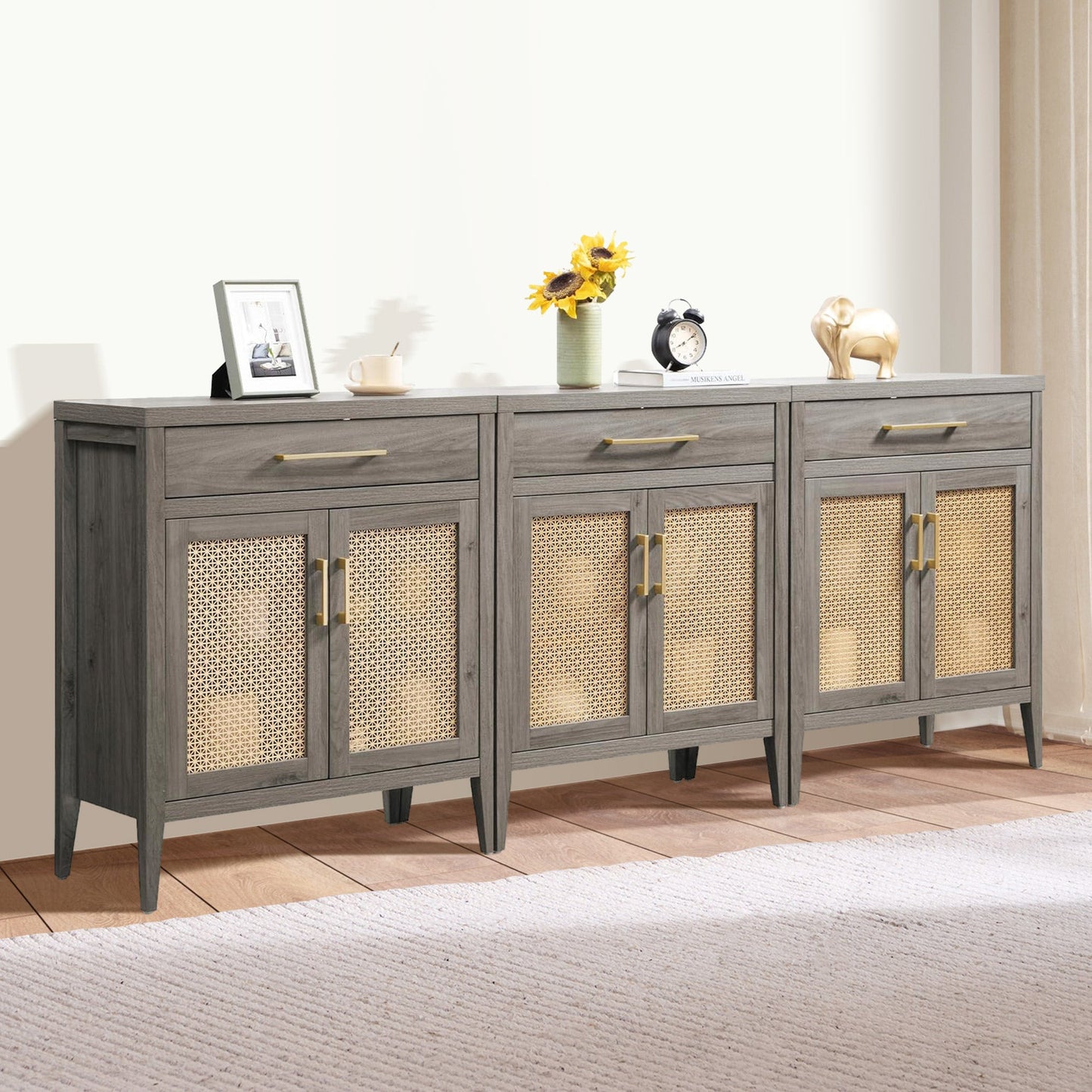 Andy Sideboard, Golden Mesh Door