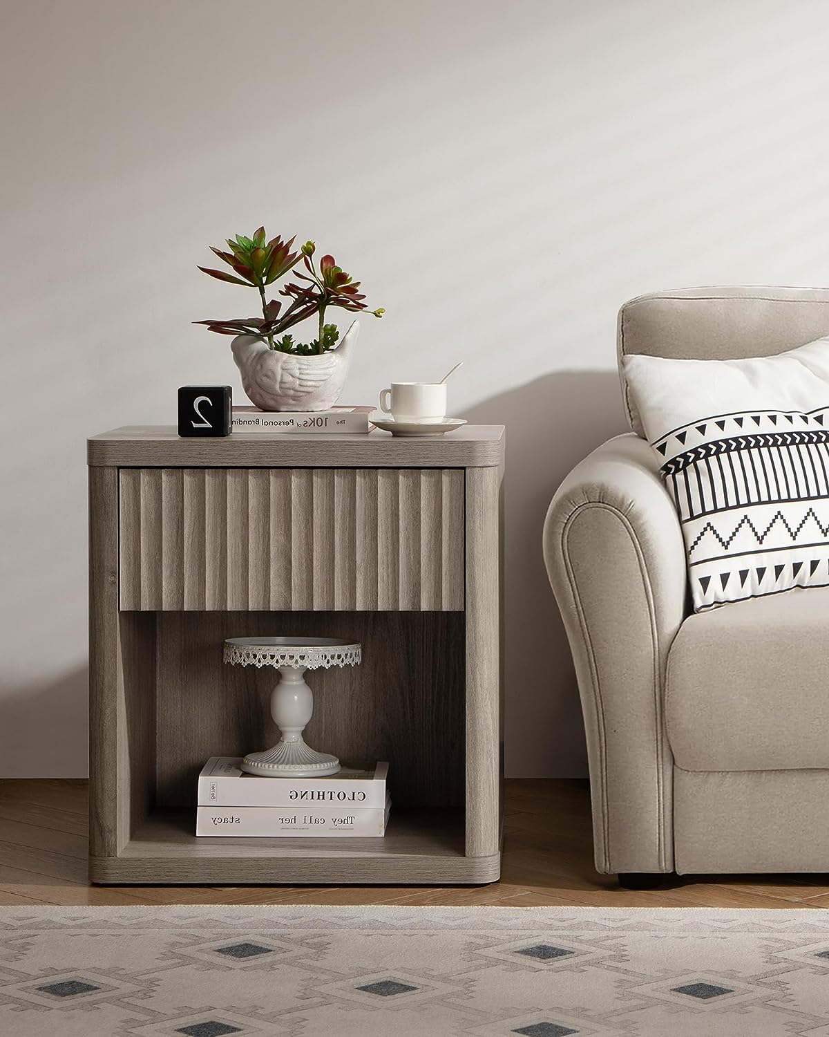 Stria 6-Drawer Dresser and Cas Nightstand Set