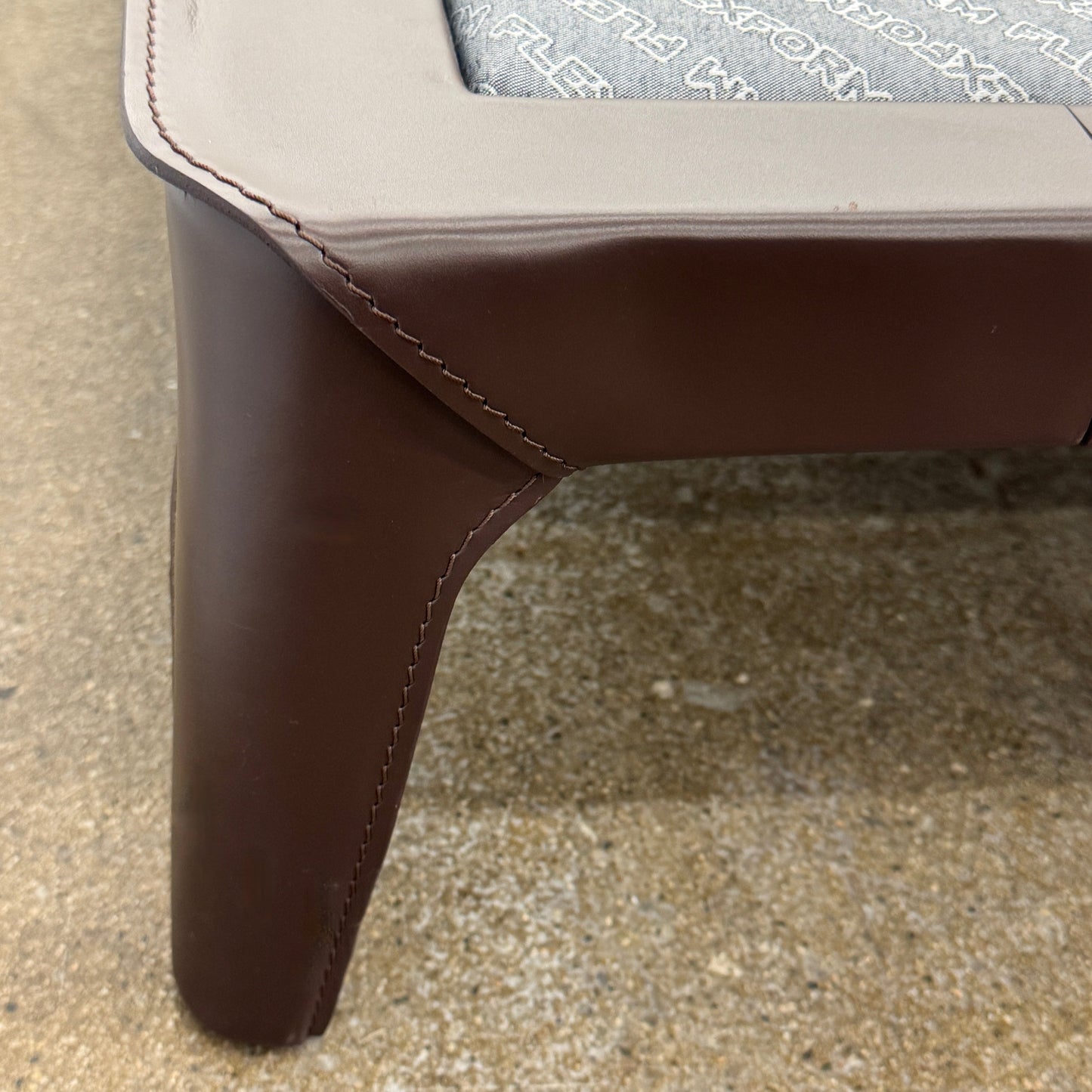 Lit queen-size Poliform Kelly, cuir