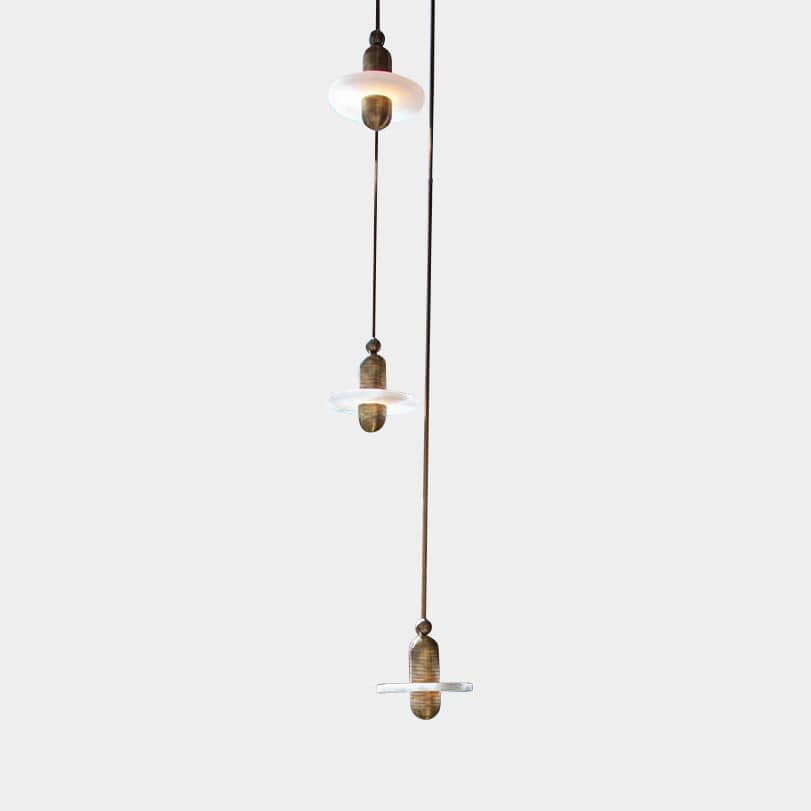 Plafonnier suspendu Median Mono Five d'Apparatus Studio
