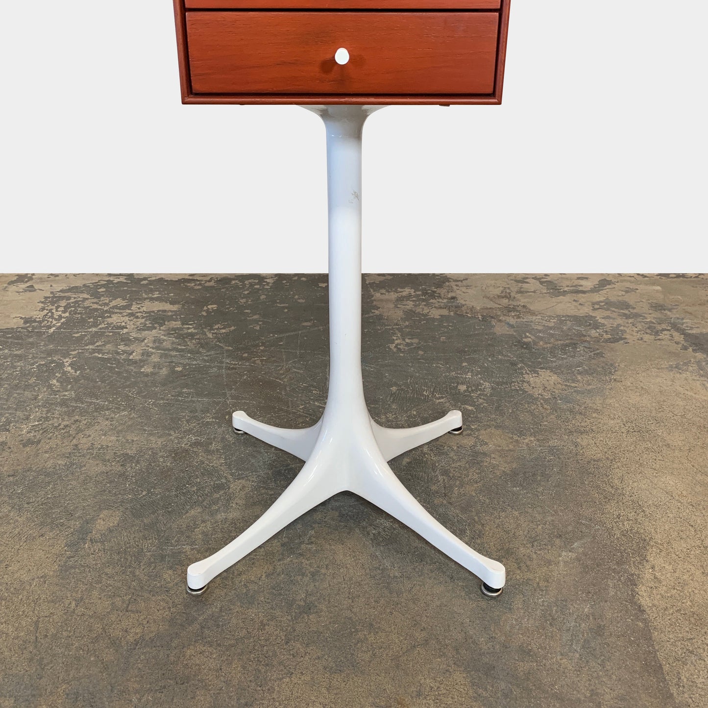 Armoire à bijoux avec support