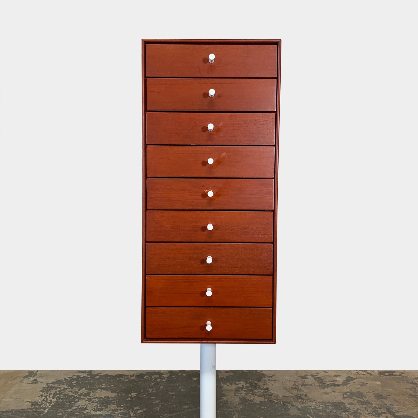 Armoire à bijoux avec support