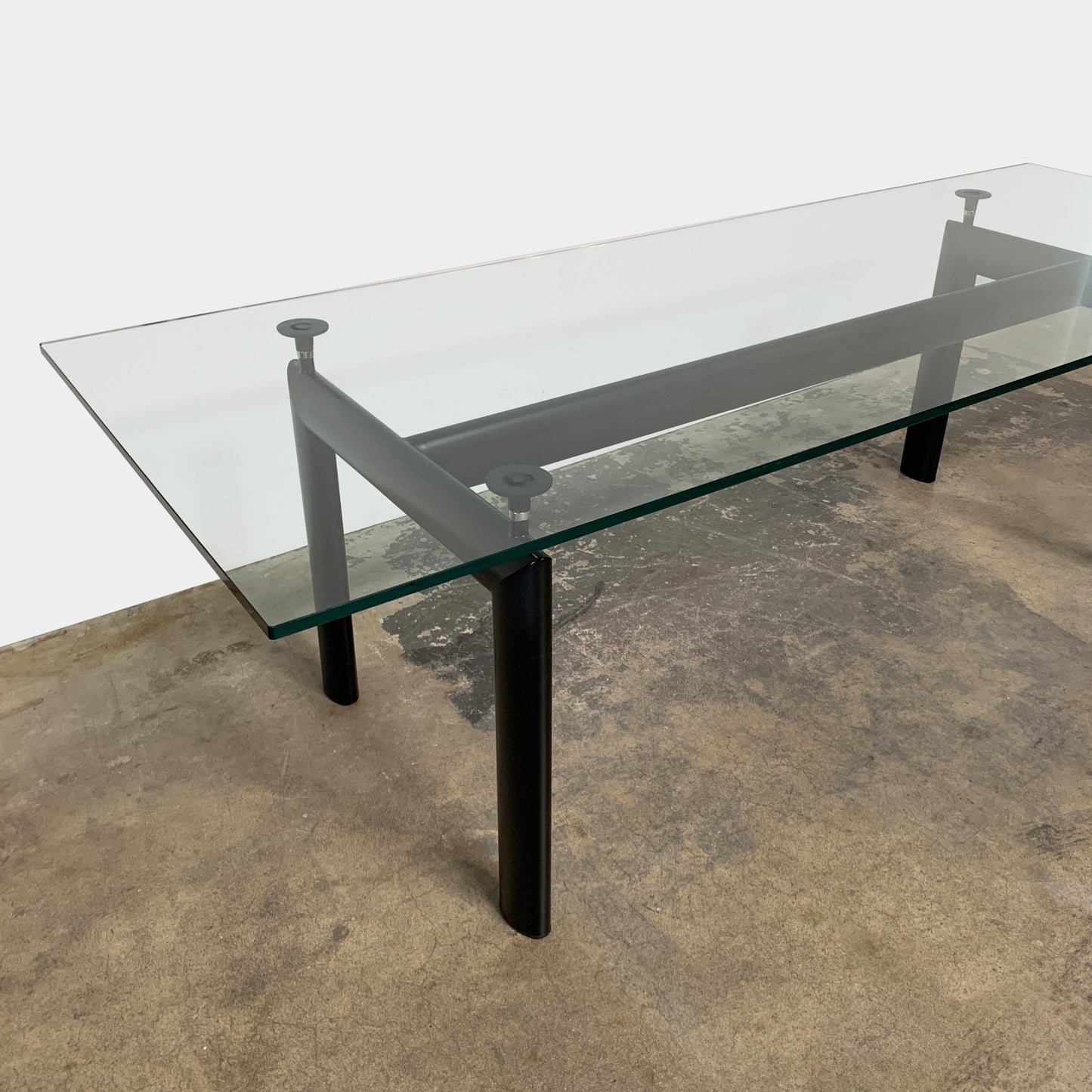 Table à manger Cassina LC6