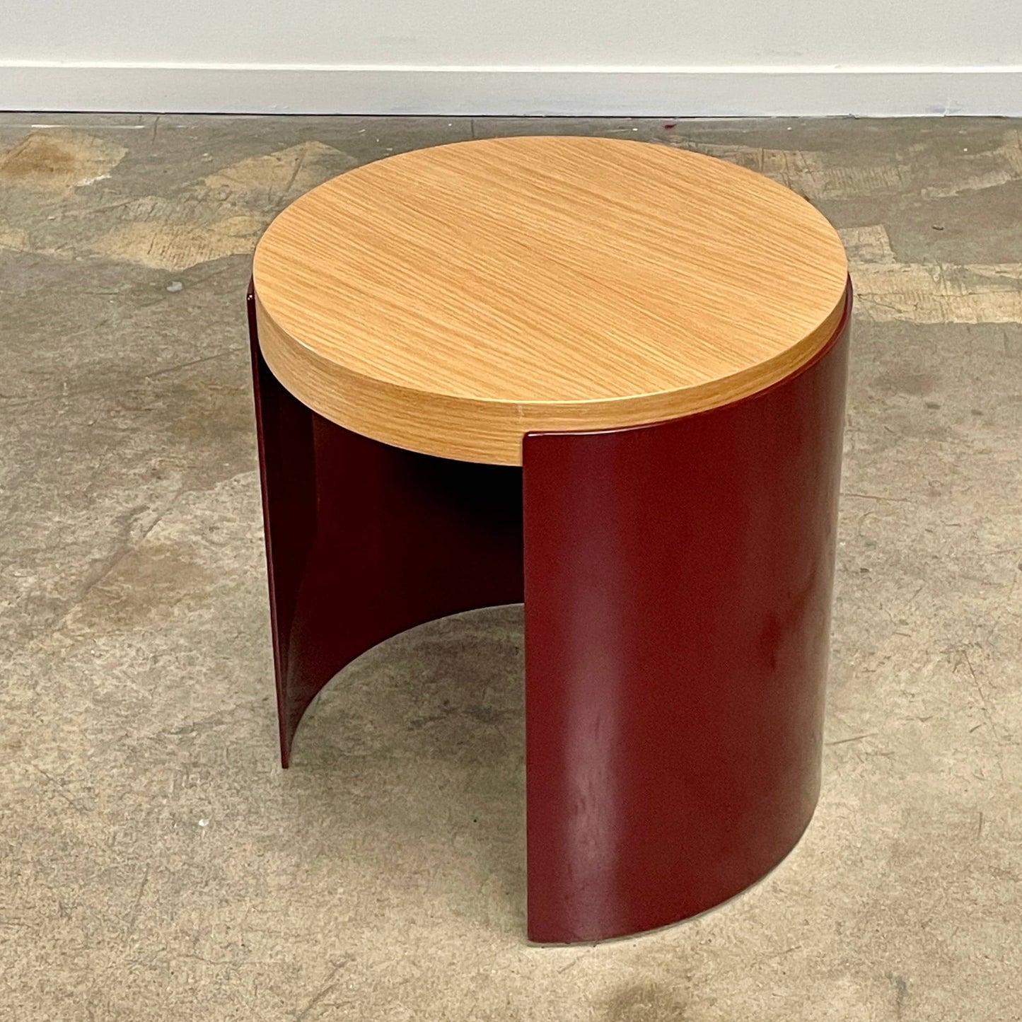 Table d'appoint Cassina Bowy en chêne