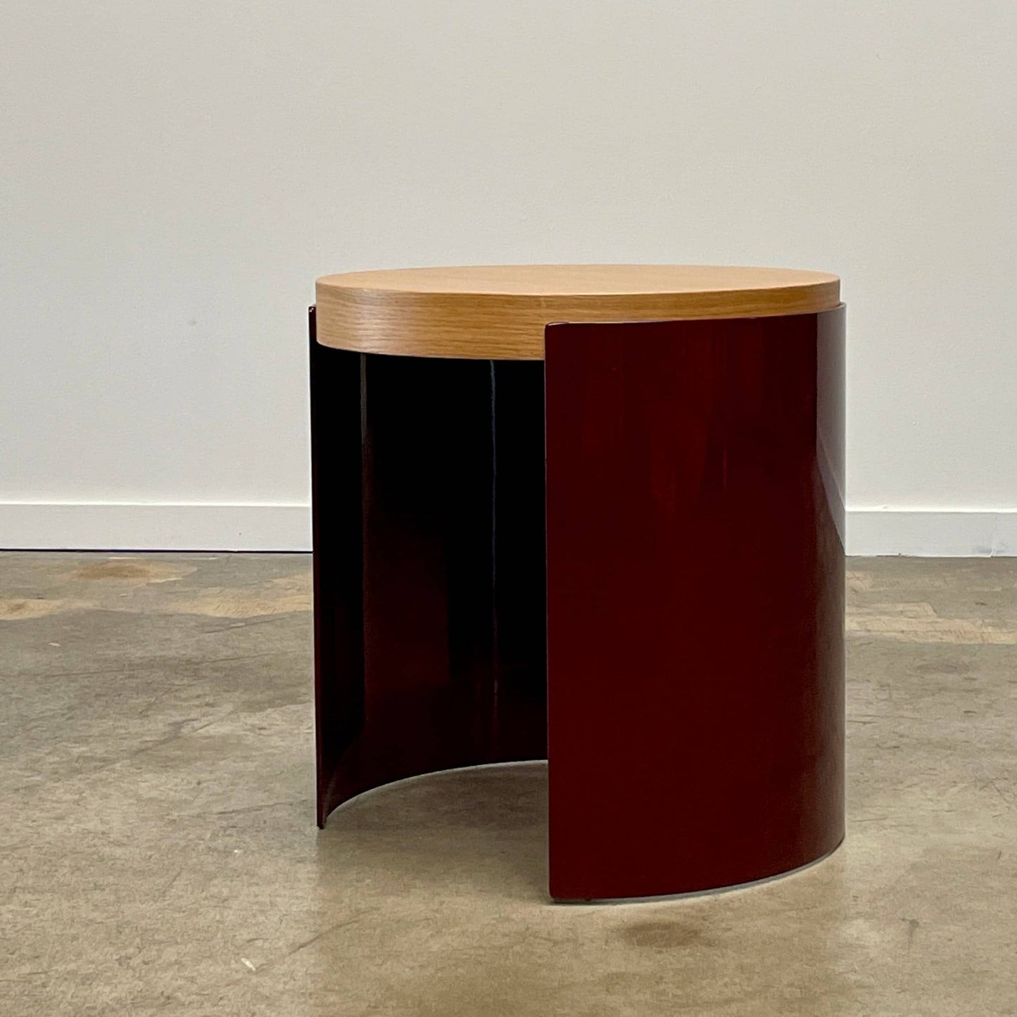 Table d'appoint Cassina Bowy en chêne