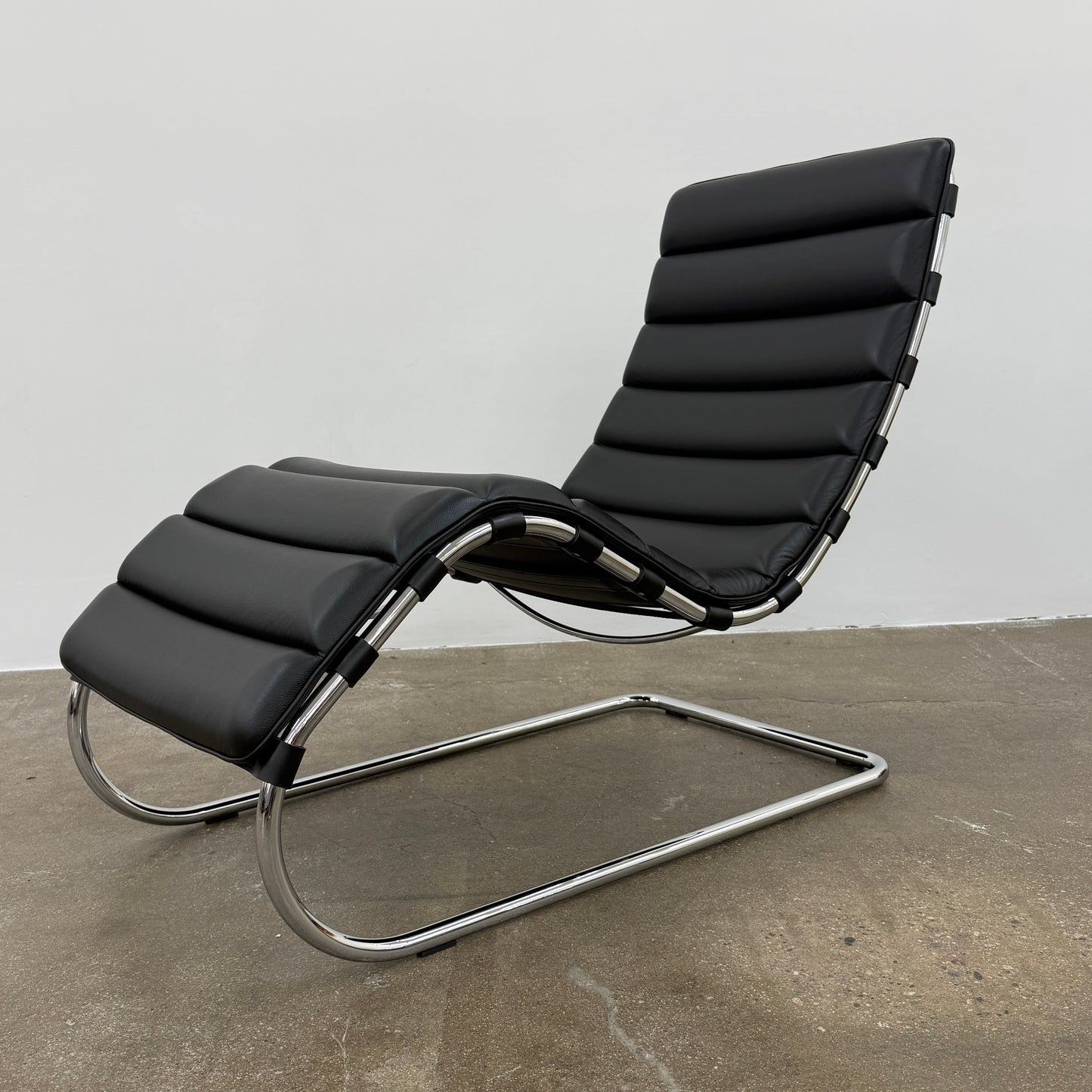 Chaise Knoll MR