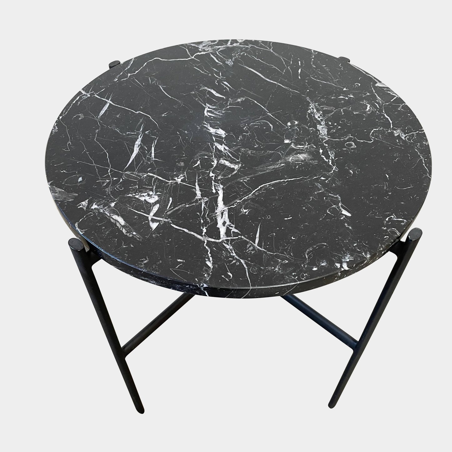 Table d'appoint Sylvain Outline