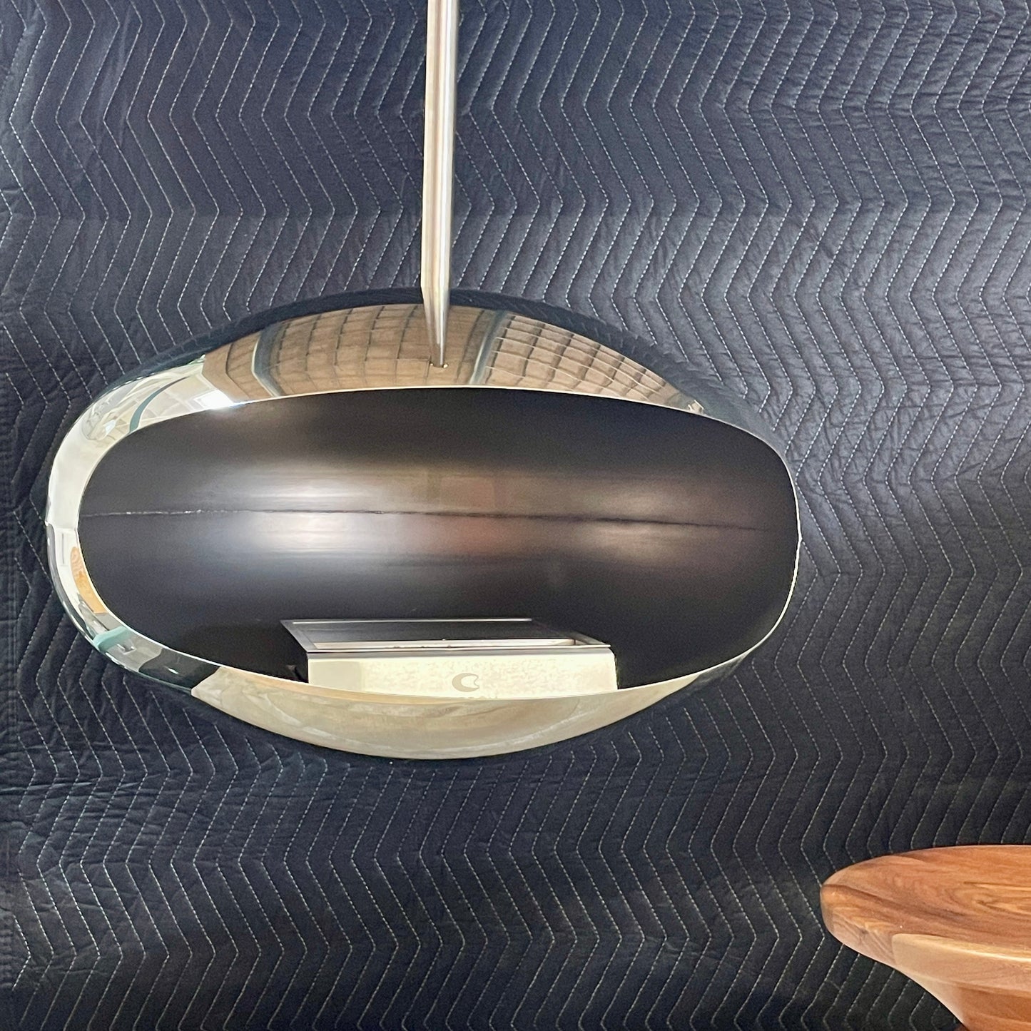 Cheminée suspendue Plushpod Cocoon