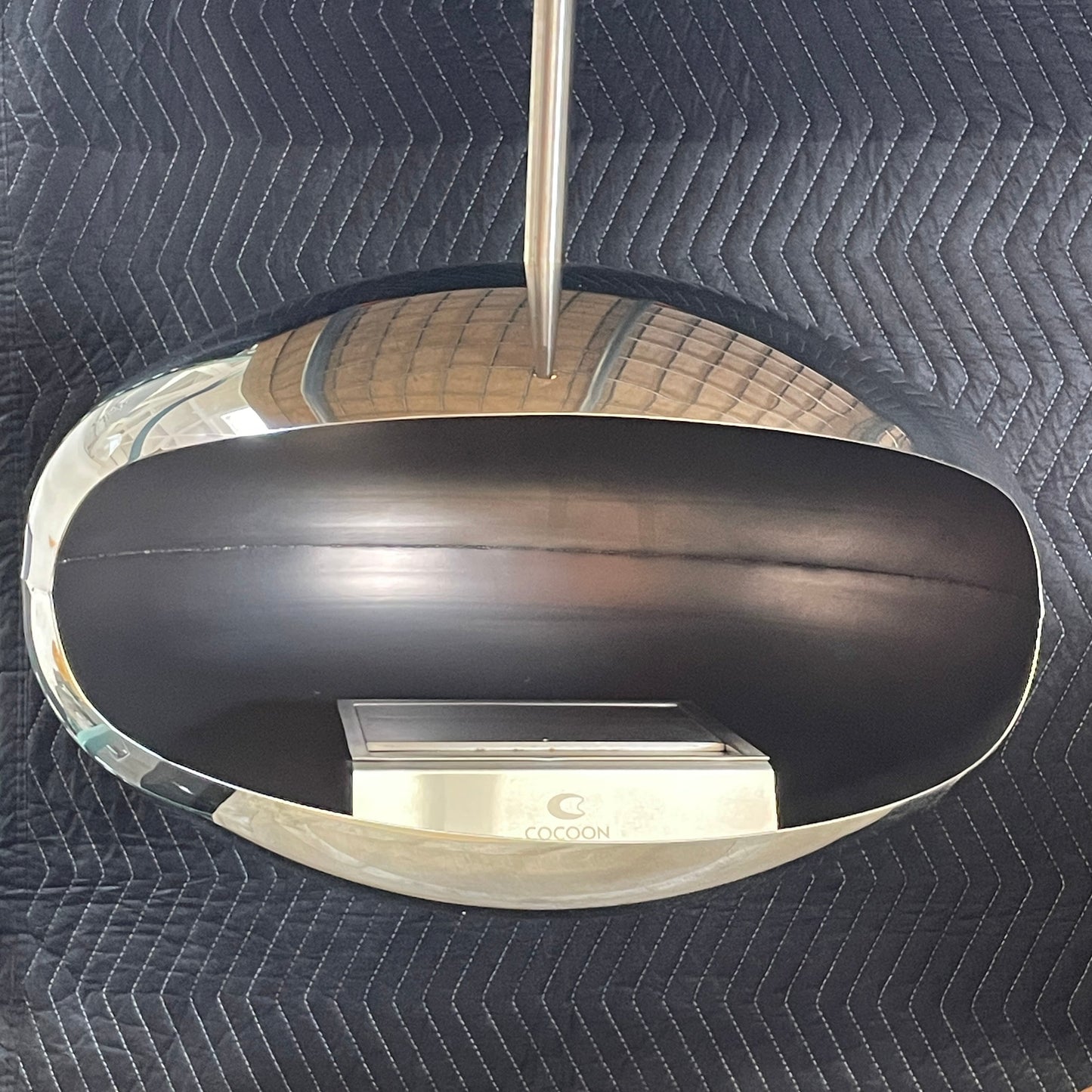 Cheminée suspendue Plushpod Cocoon