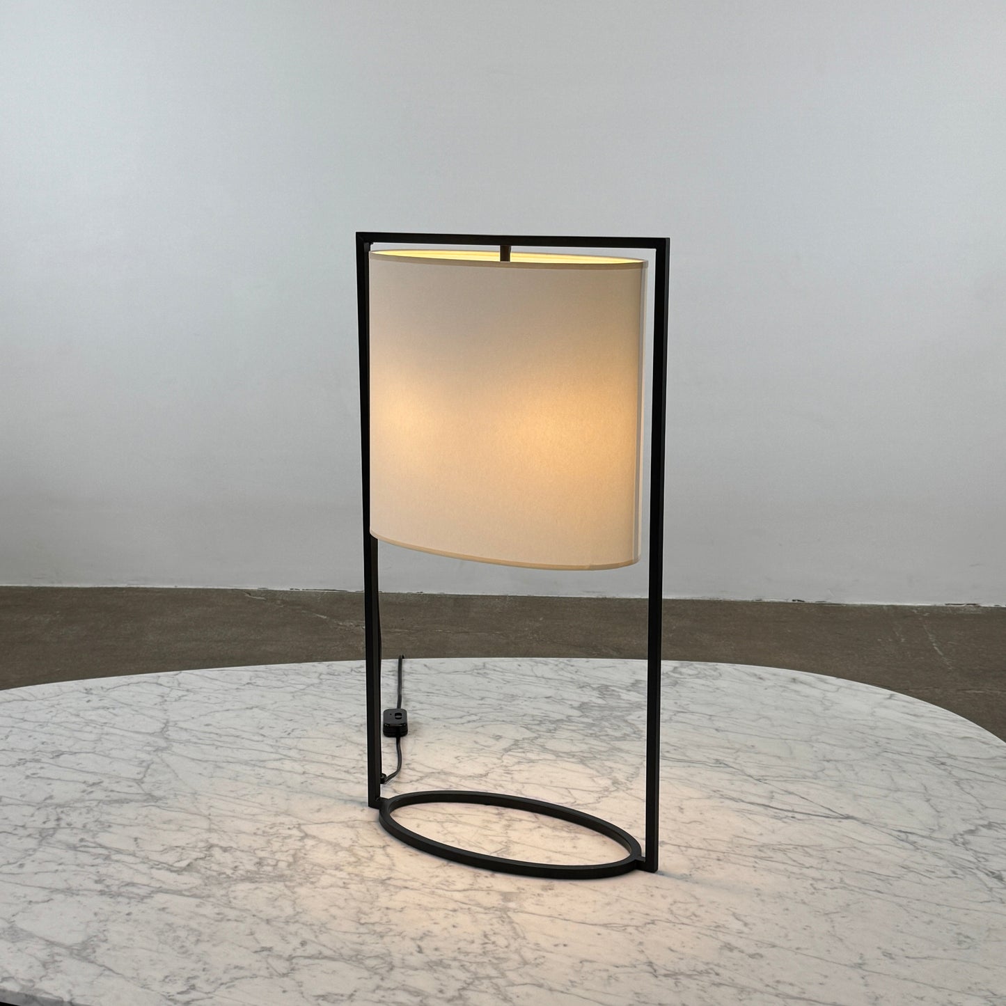 Lampe de table à motif Holly Hunt