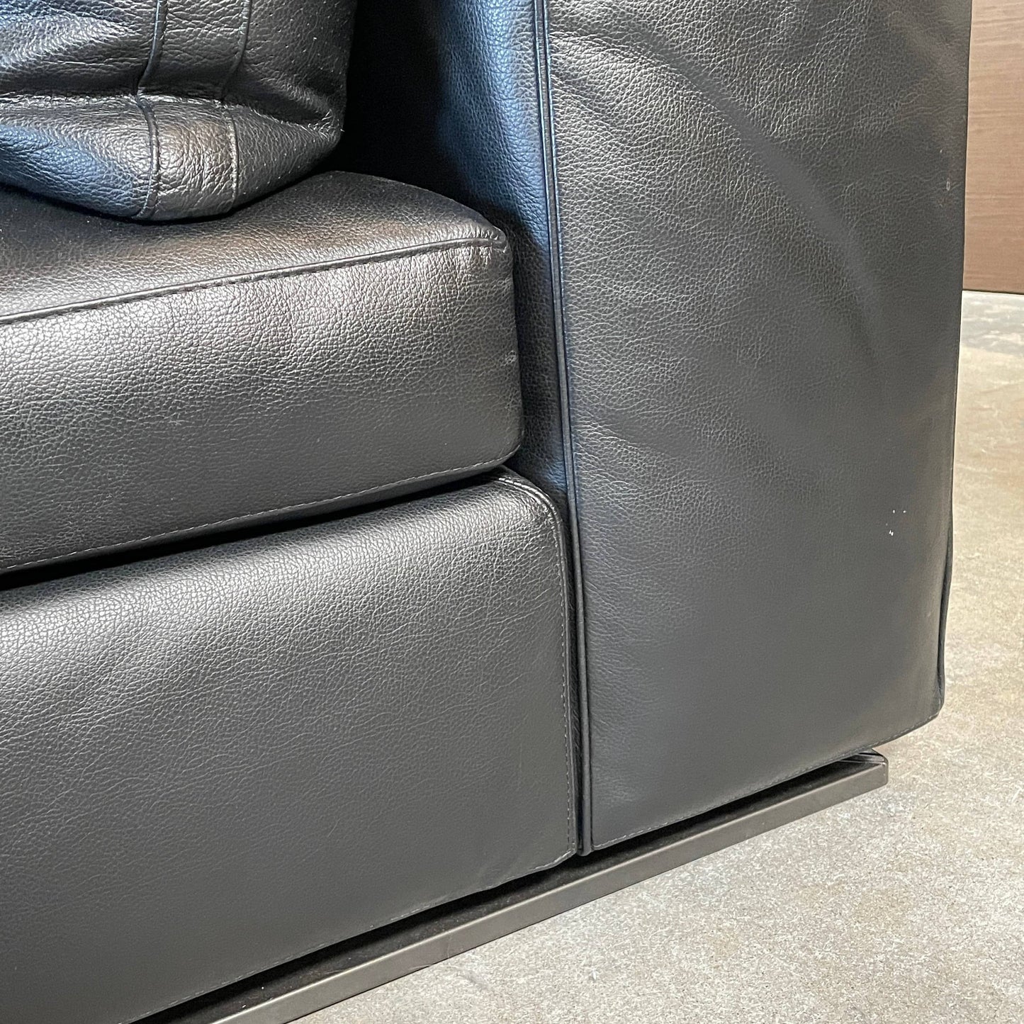 Canapé en cuir noir Minotti Hamilton