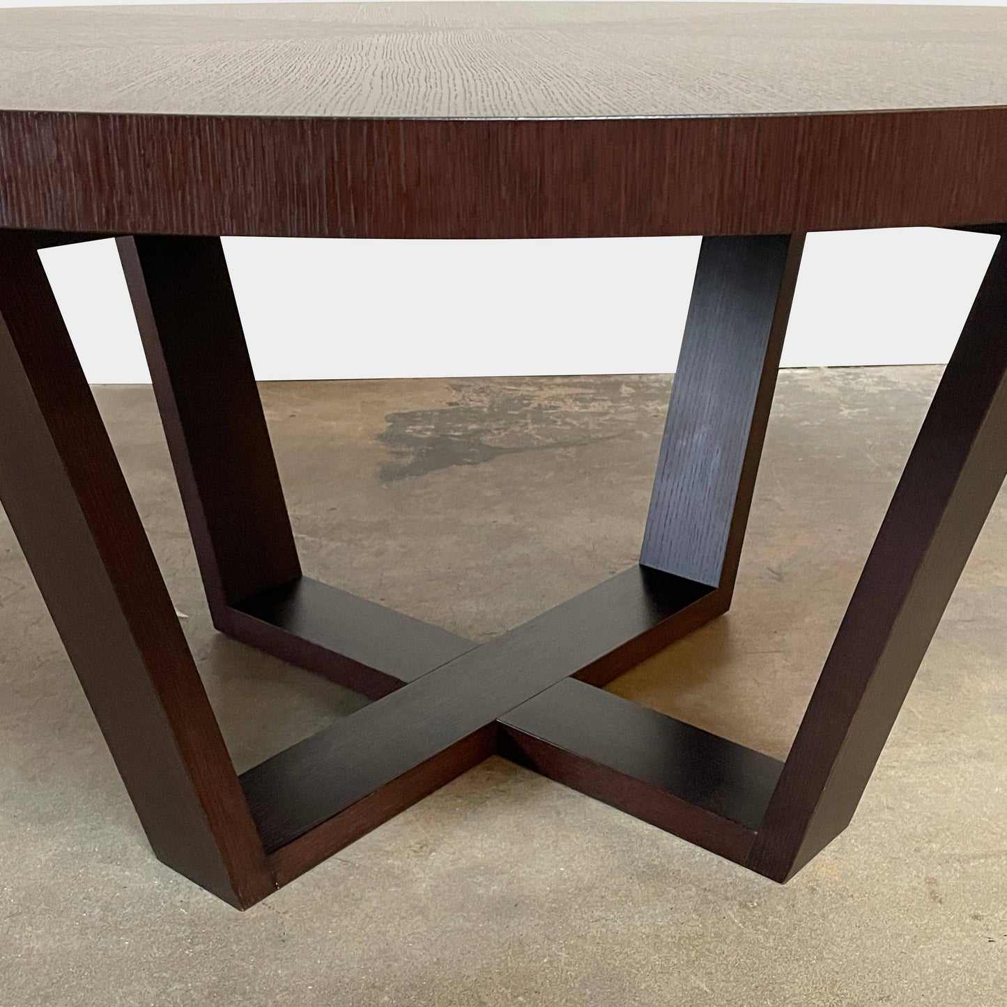 Table à manger Maxalto Xilos finition wengé