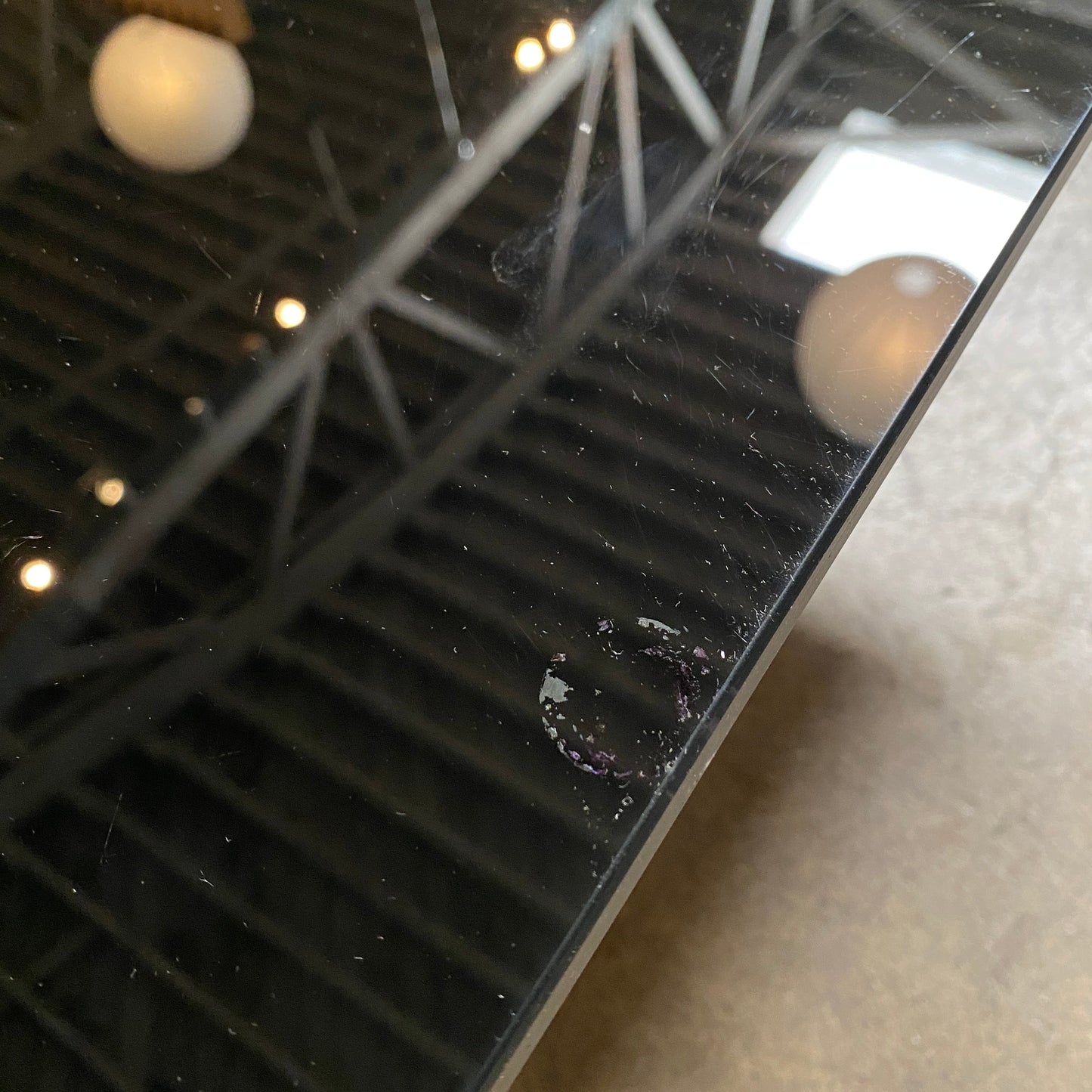 Table basse en verre noir