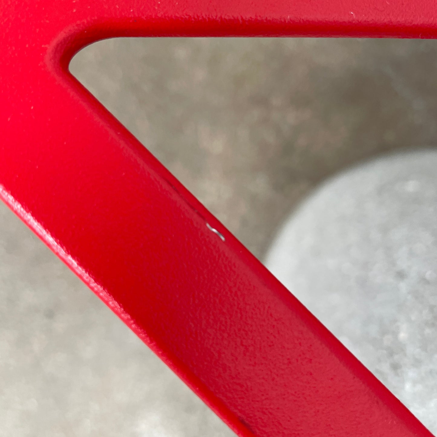 Chaise Magis Red One avec base pivotante