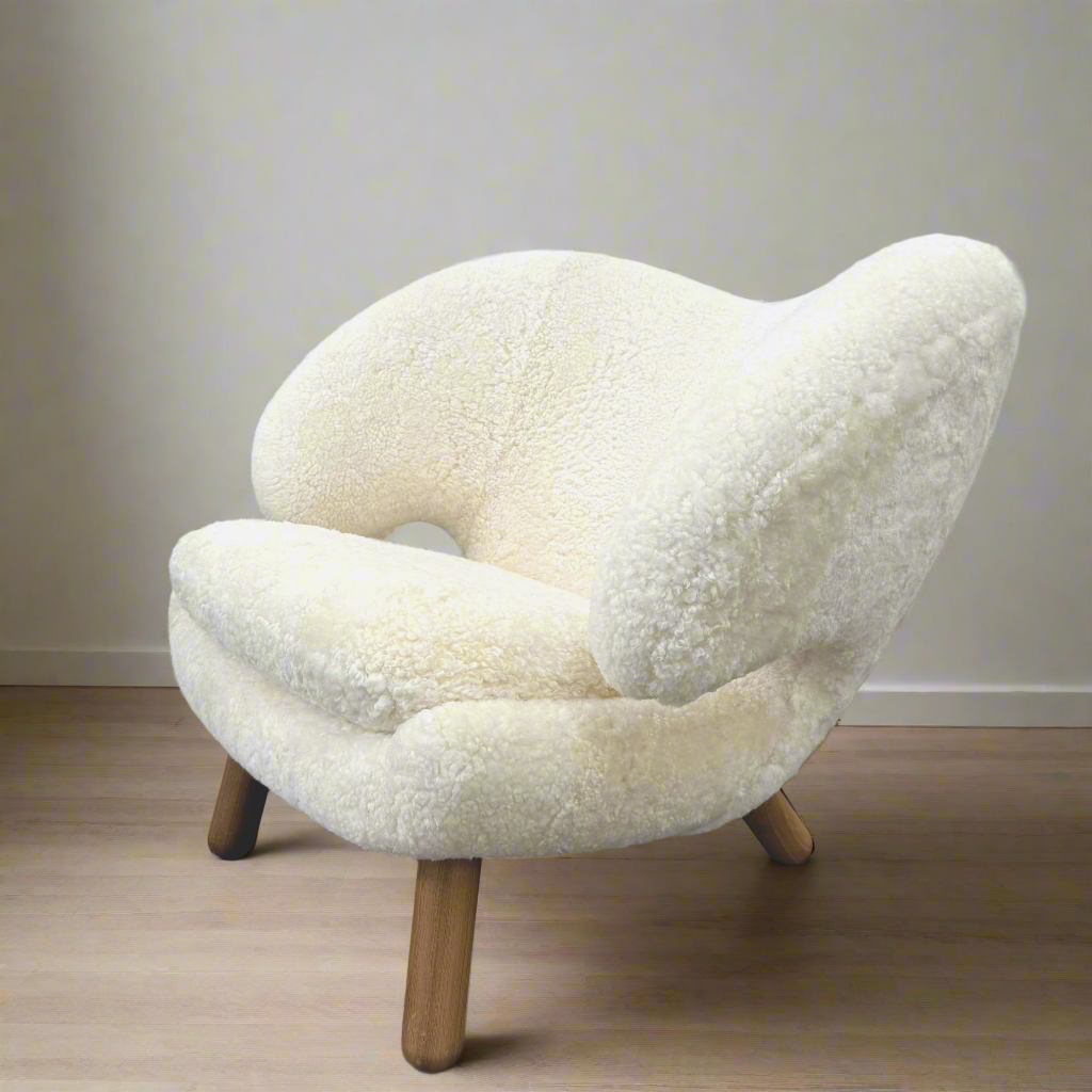 Finn Juhl Pelican Chaise en peau de mouton