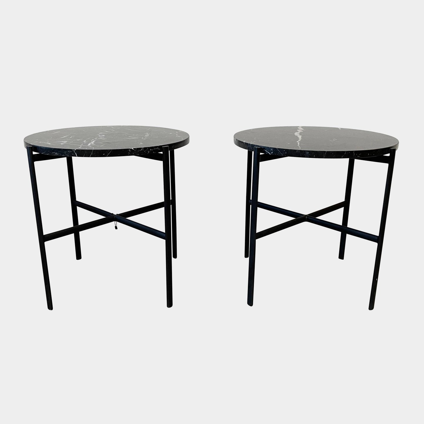Table d'appoint Sylvain Outline