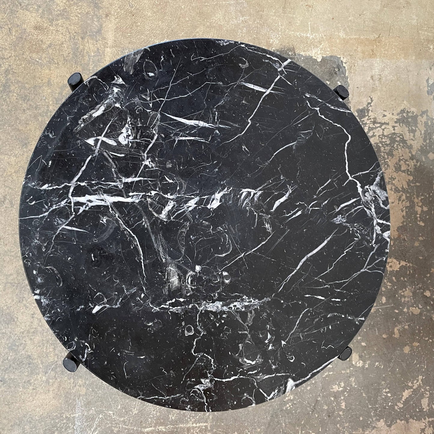 Table d'appoint Sylvain Outline