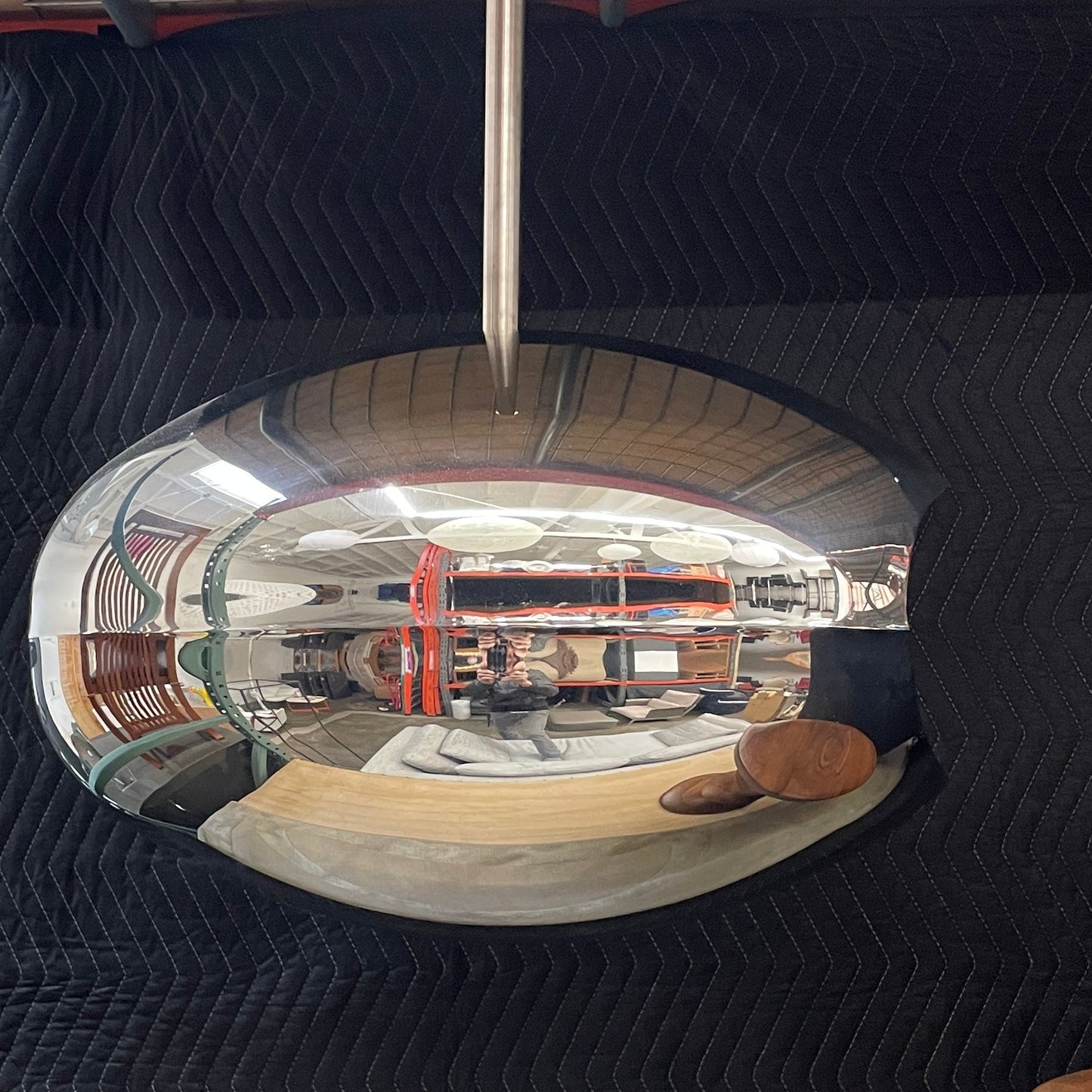 Cheminée suspendue Plushpod Cocoon