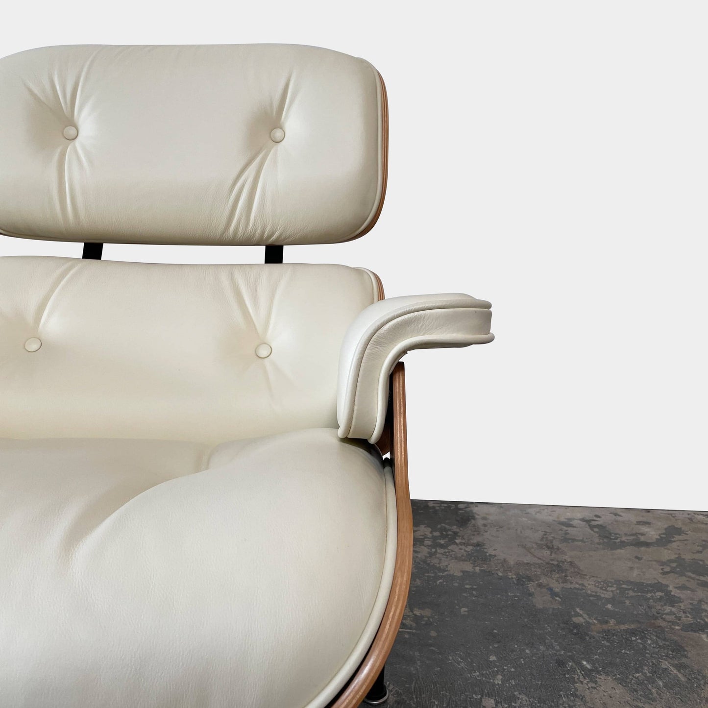 Fauteuil et ottoman Eames Lounge