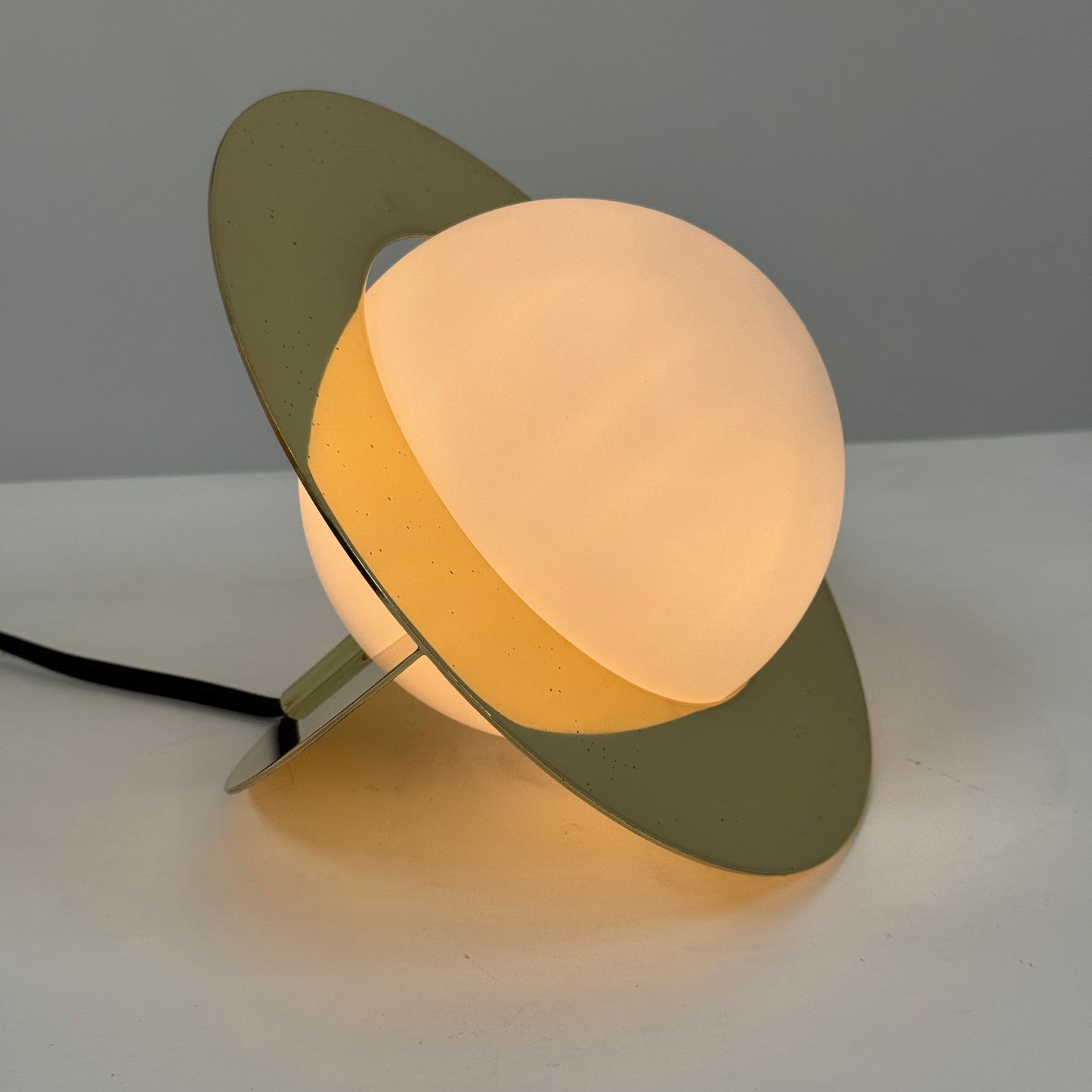 Lampe de table avion de Tom Dixon