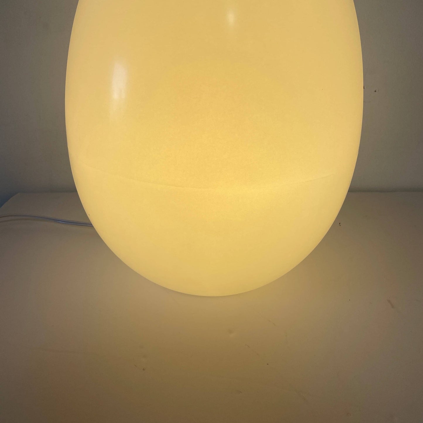 Lampe de table Yamagiwa L'uovo