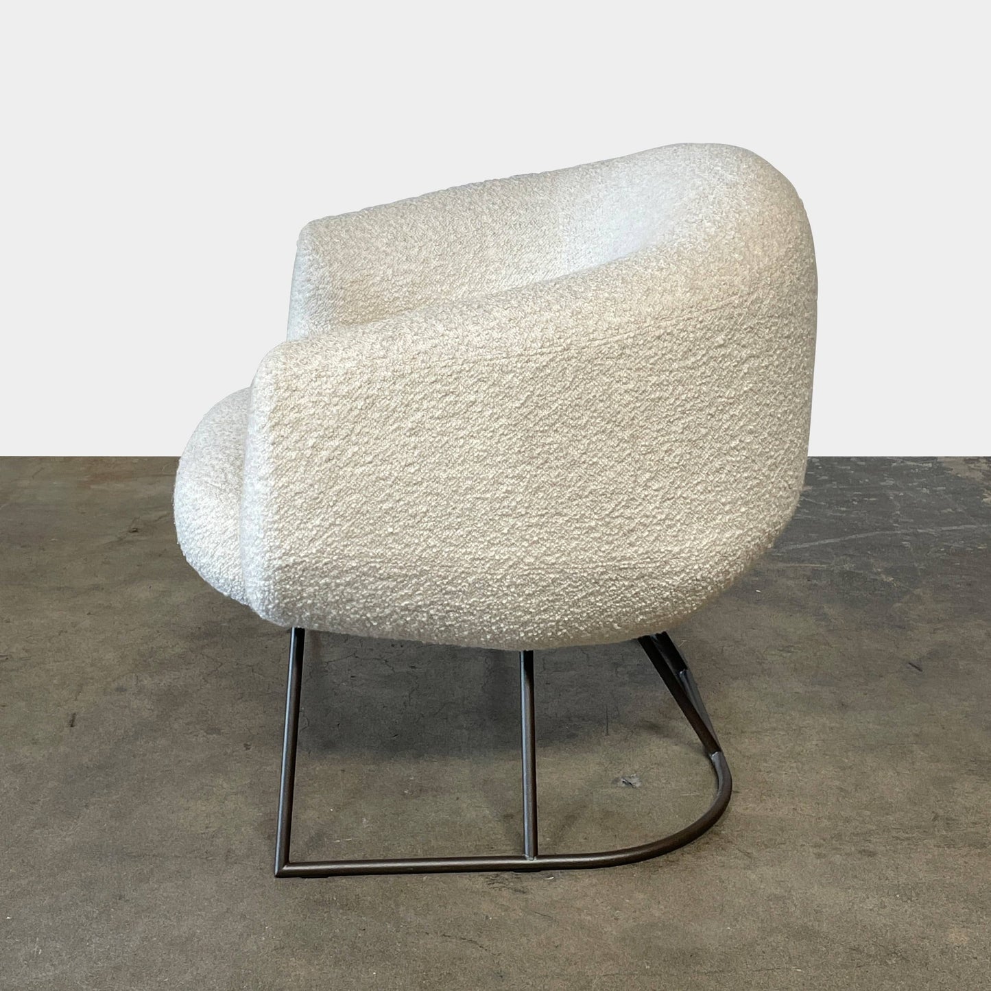 Fauteuil DJE de la collection Delcourt