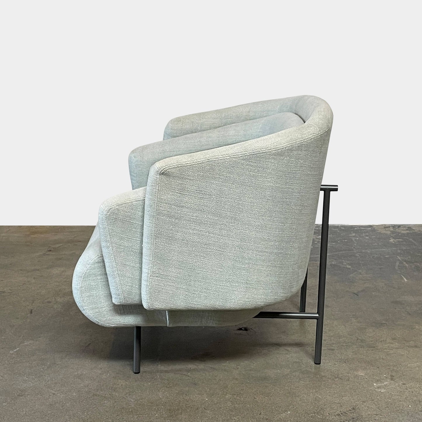 Fauteuil Hug de la collection Delcourt