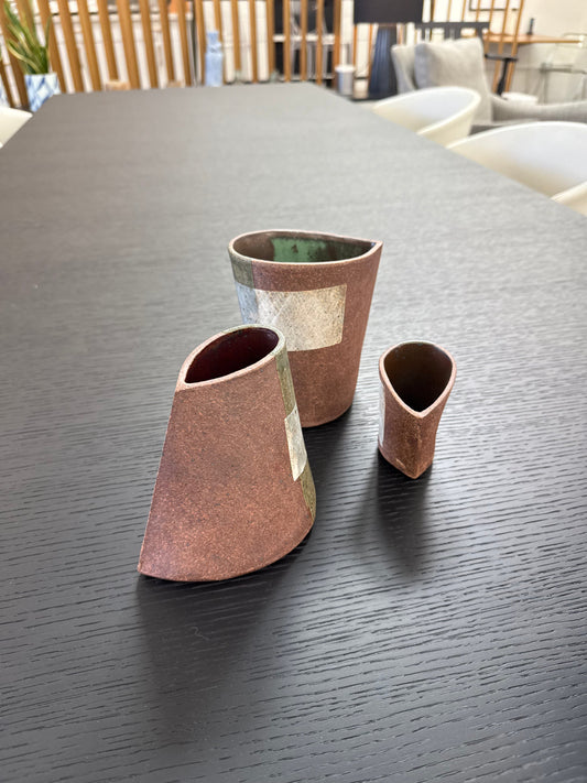 Ensemble de 3 petits pichets Allyn Davis