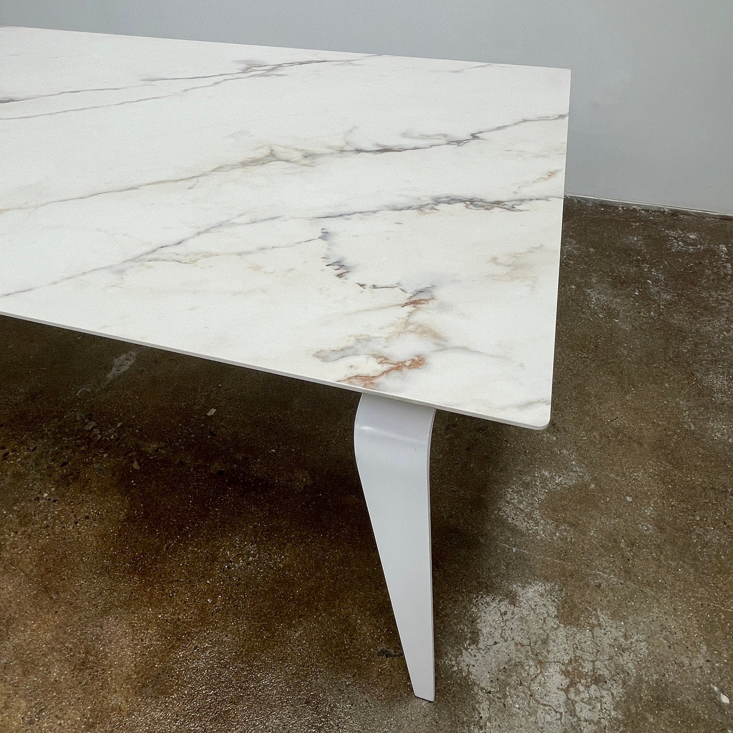 Table à manger Ligne Roset Odessa