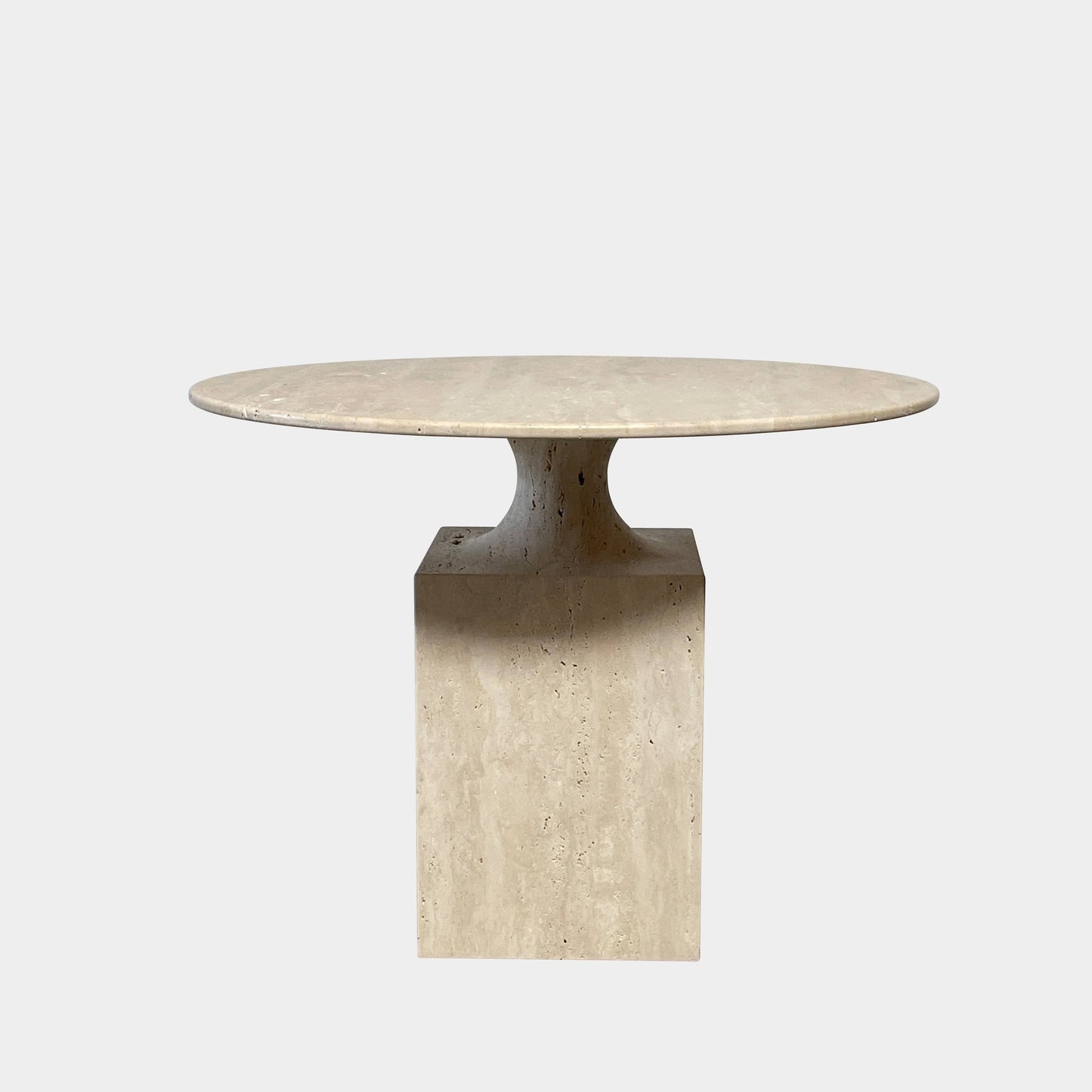 Table en travertin Ouk Sylver de la collection Delcourt