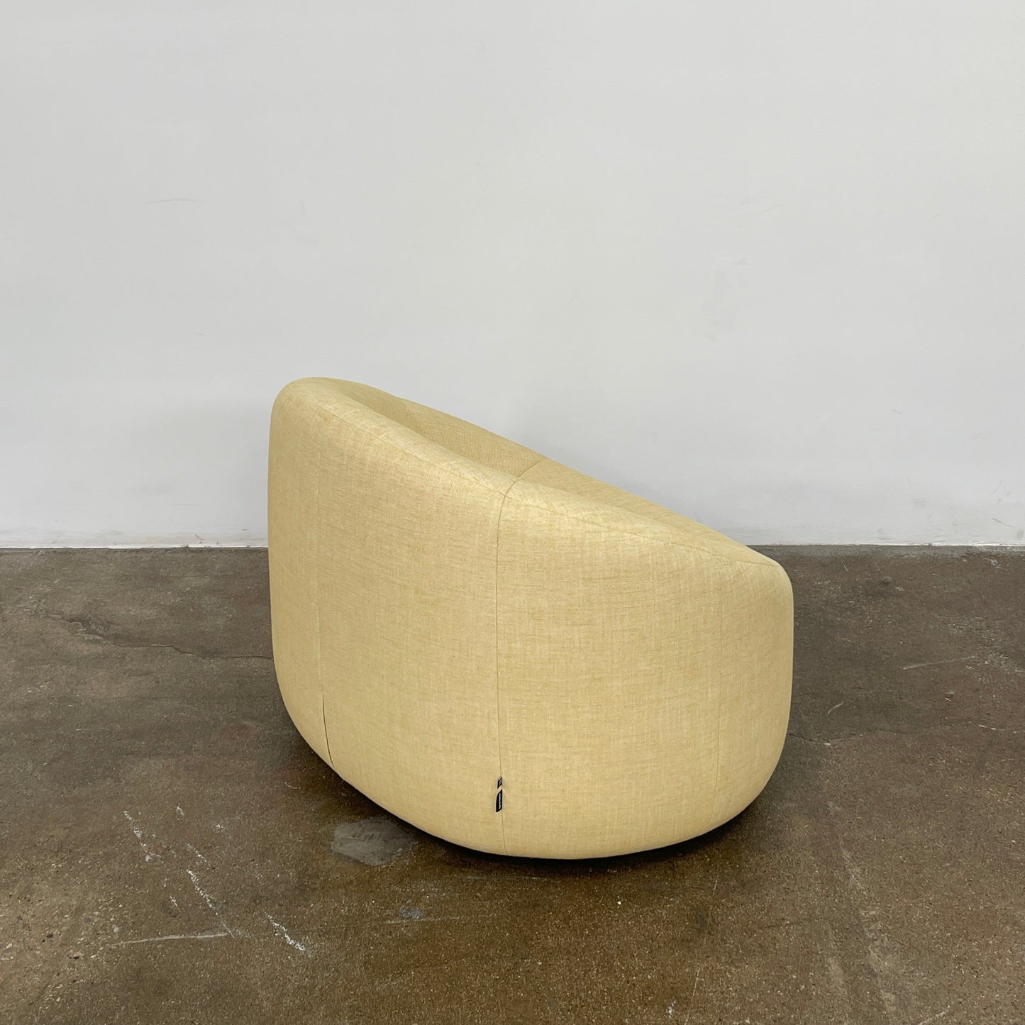 Fauteuils pivotants Pumpkin de Ligne Roset (en attente)