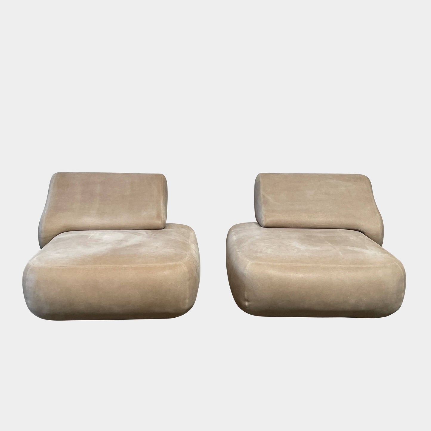 Lit de repos Lil de la collection Delcourt