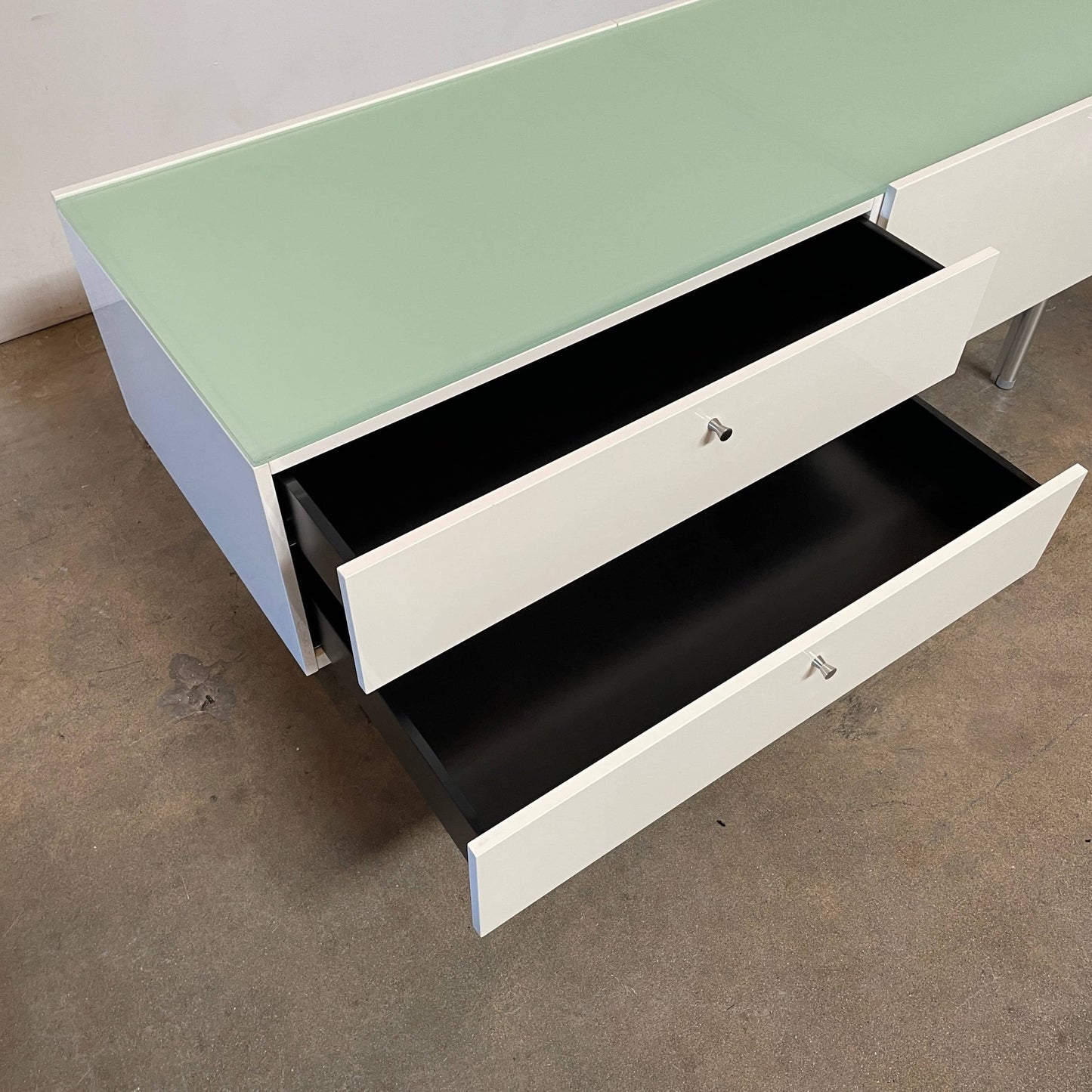 Buffet plat Cassina 255-256 laqué blanc