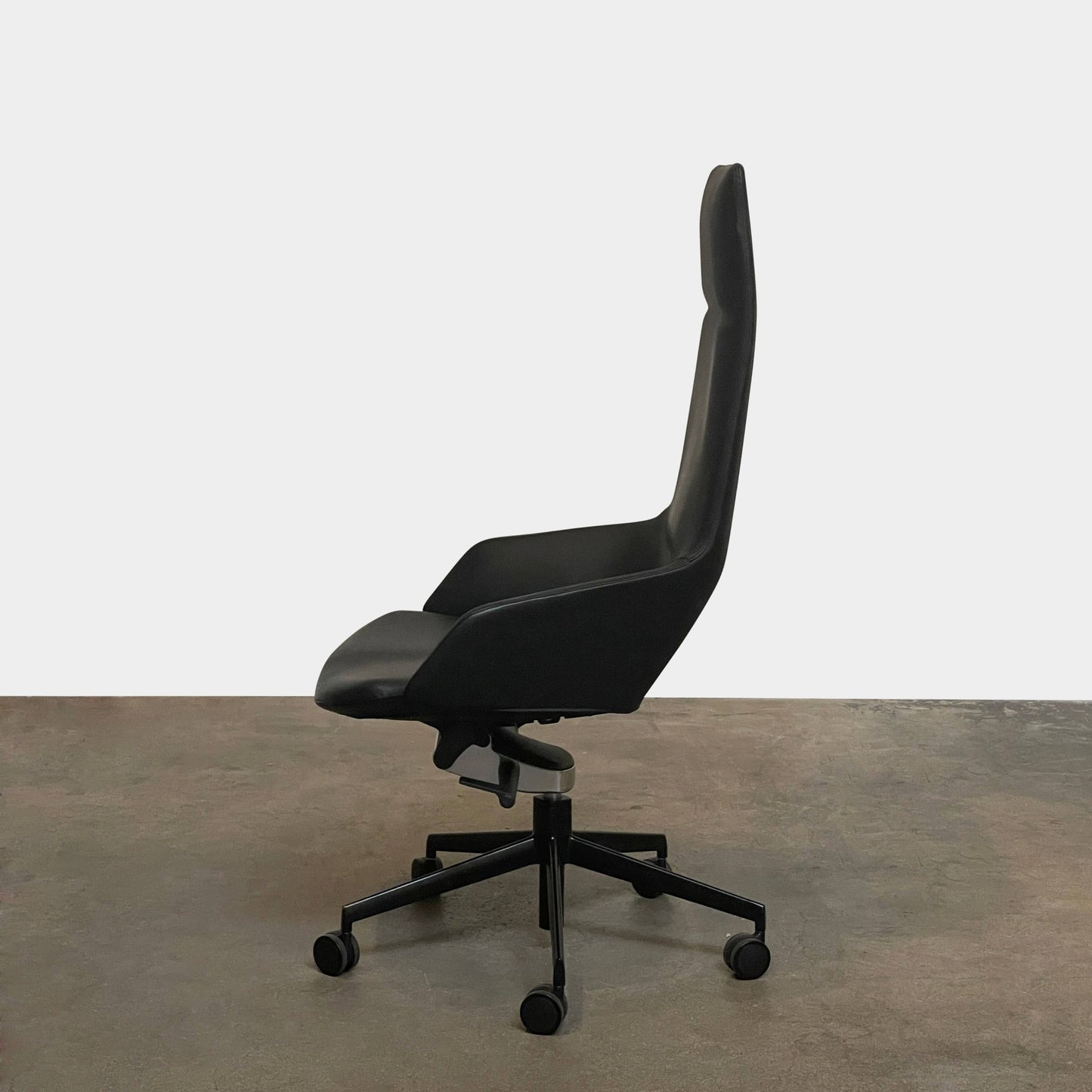 Fauteuil de direction Arper Aston
