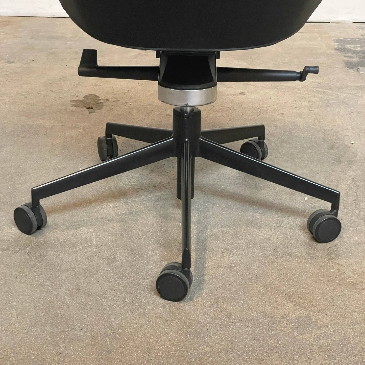 Fauteuil de direction Arper Aston