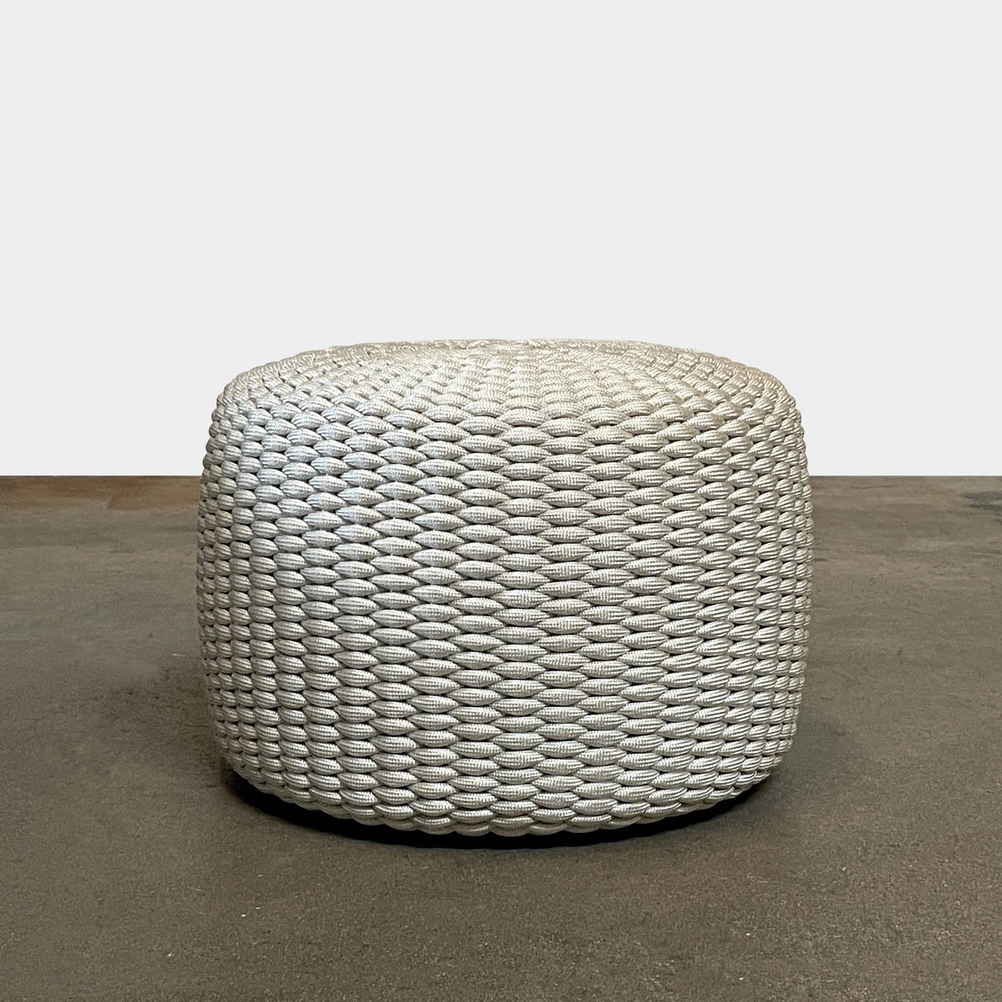 Paola Lenti Nido Ottoman