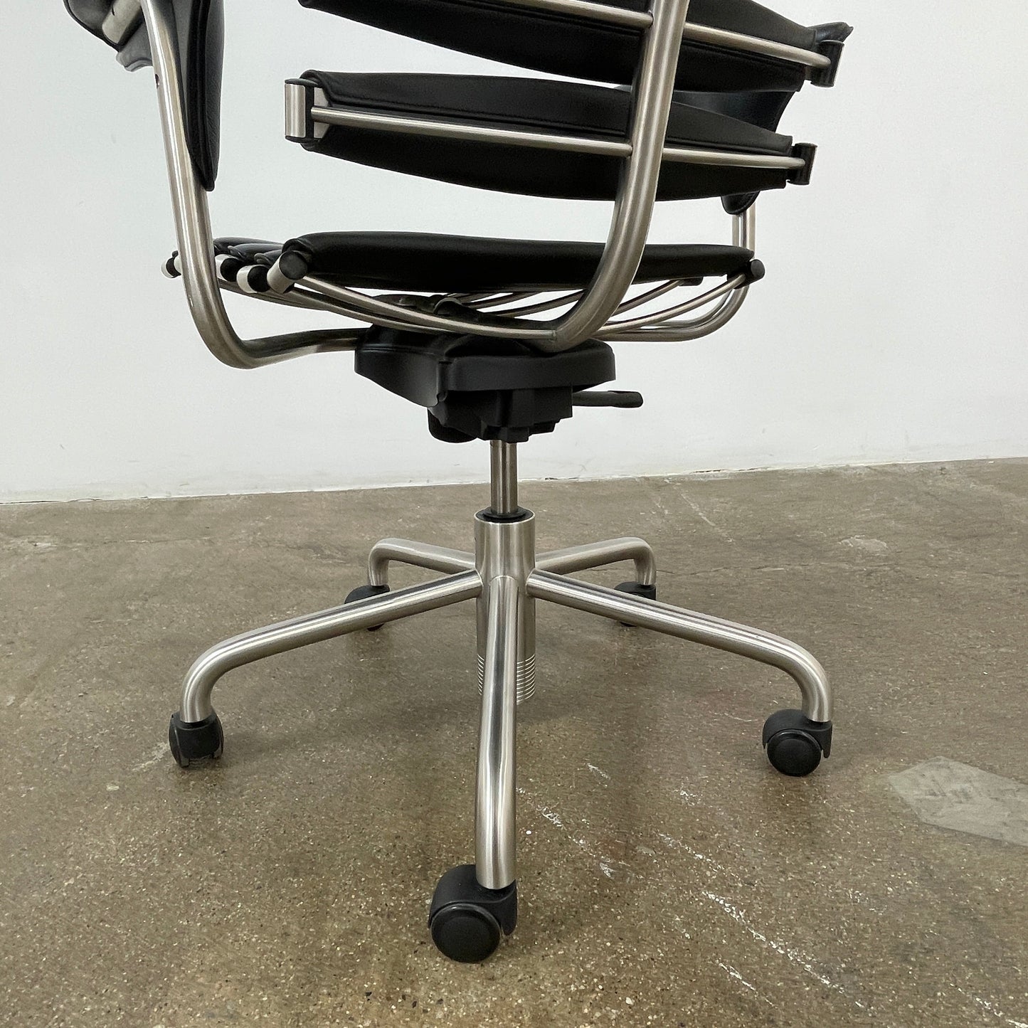 Fauteuil de bureau exécutif à dossier haut De Sede DS-2100