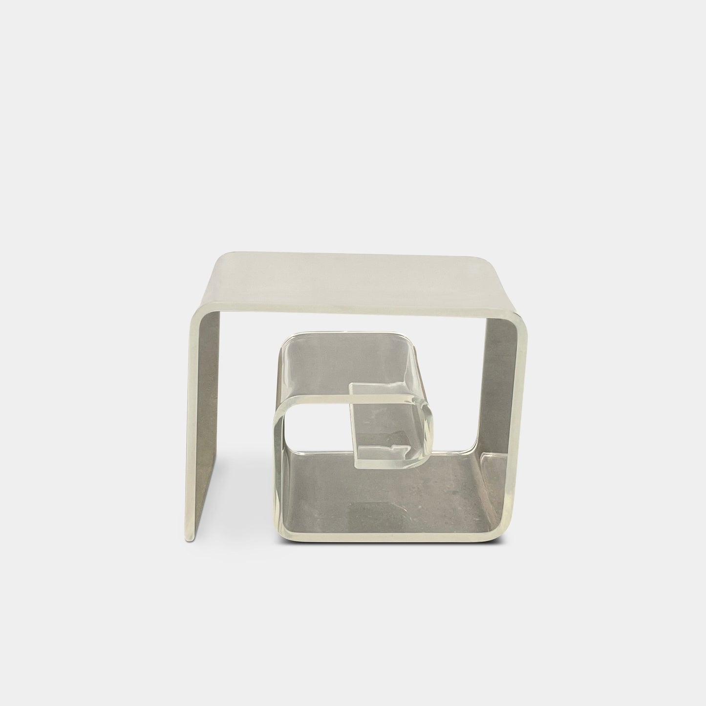 Table d'appoint vintage en Lucite à volutes