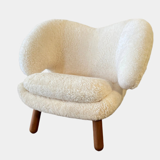 Finn Juhl Pelican Chaise en peau de mouton