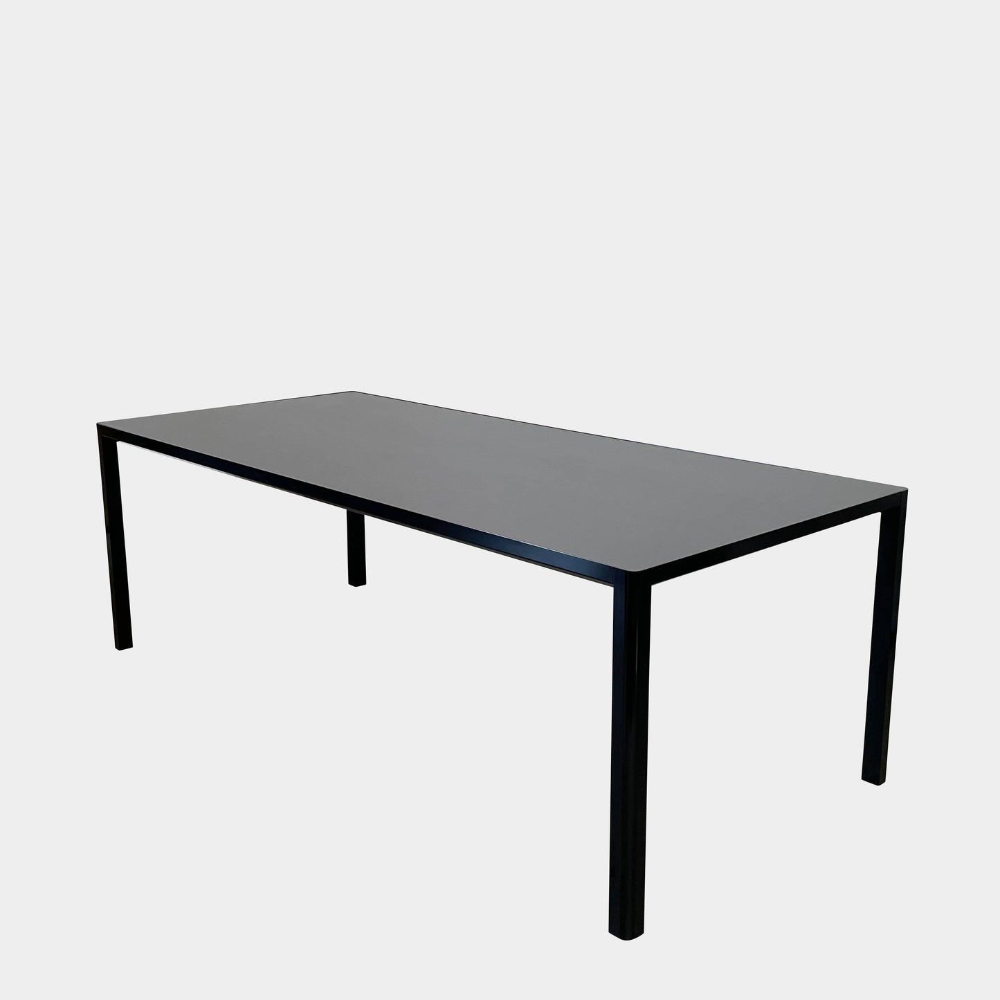 Table à manger Ligne Roset Seram