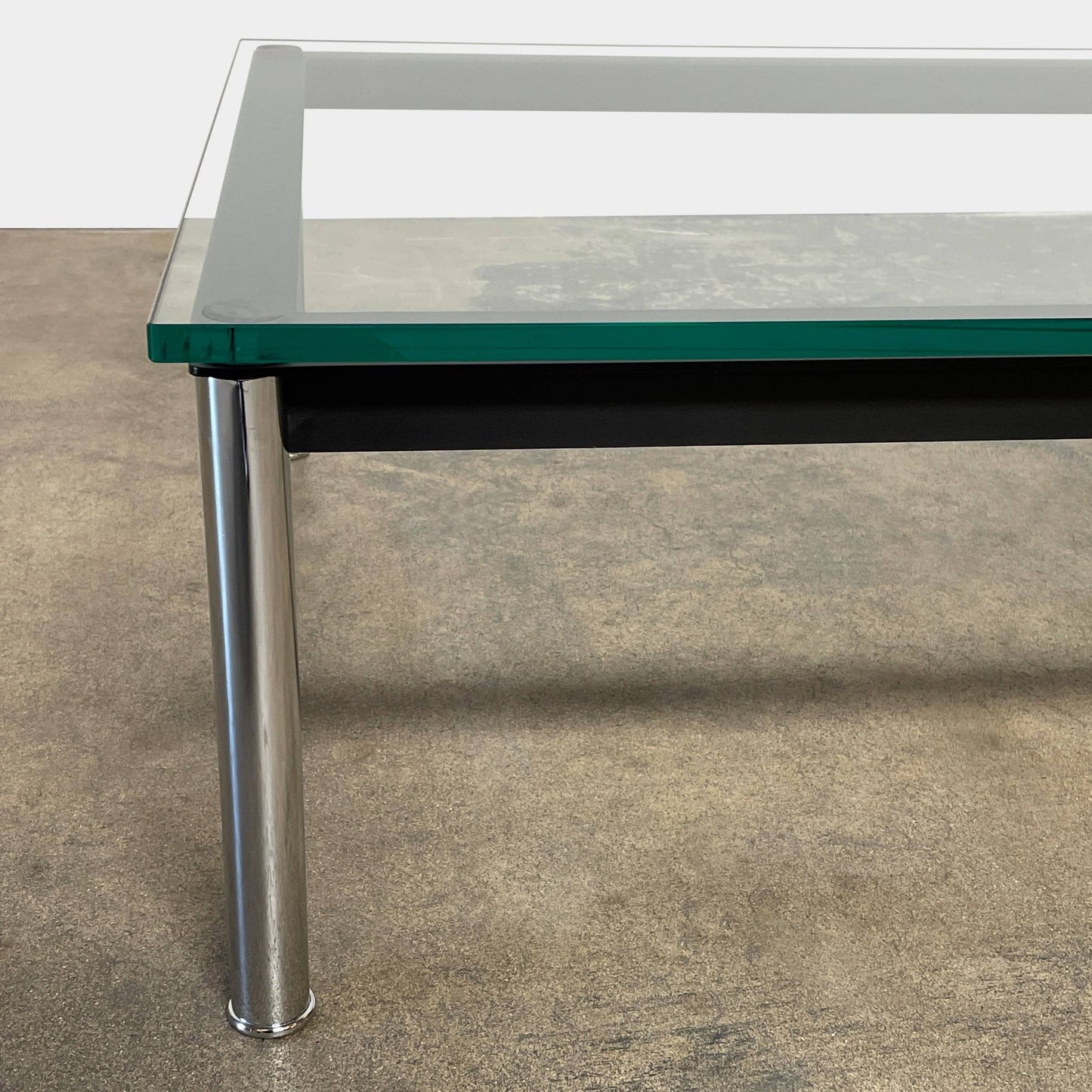 Table basse Cassina LC10-P