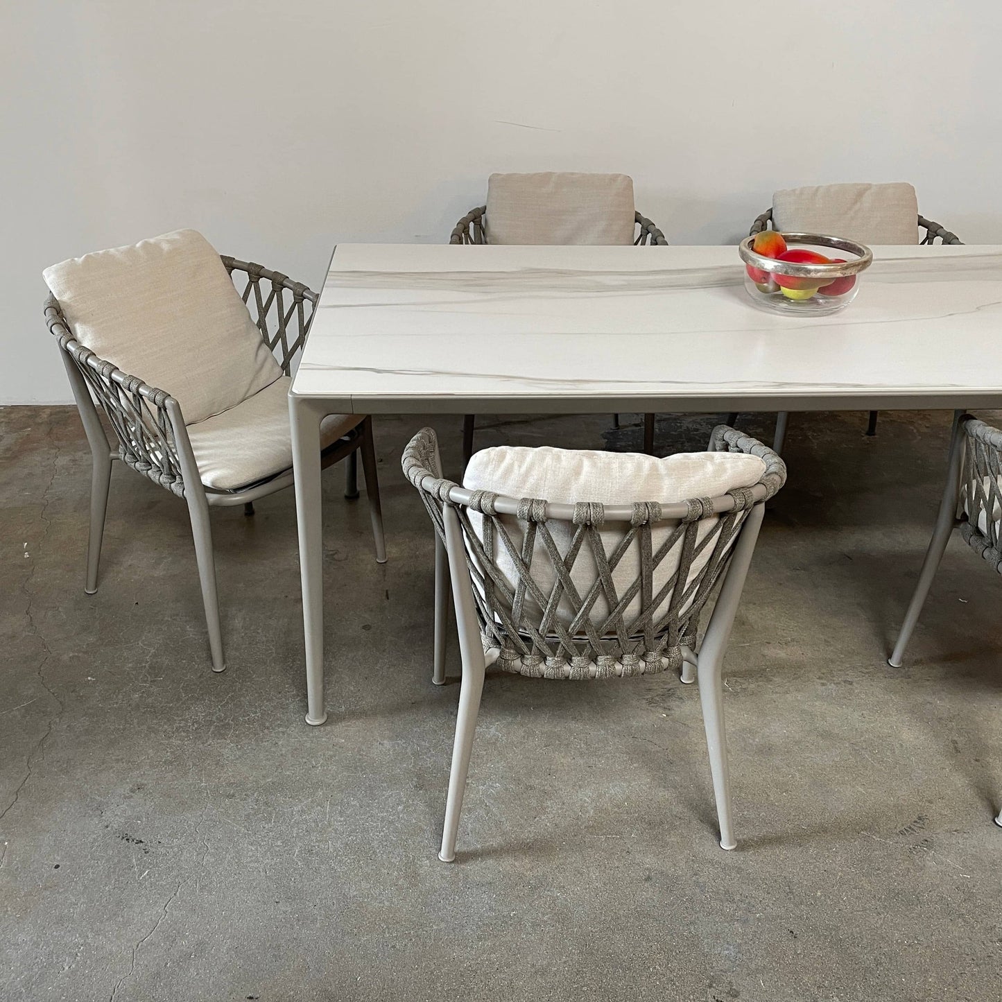 Table à manger d'extérieur Mirto de B&amp;B Italia