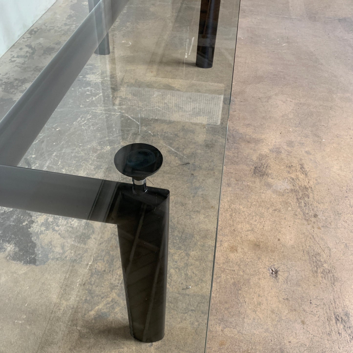 Table à manger Cassina LC6