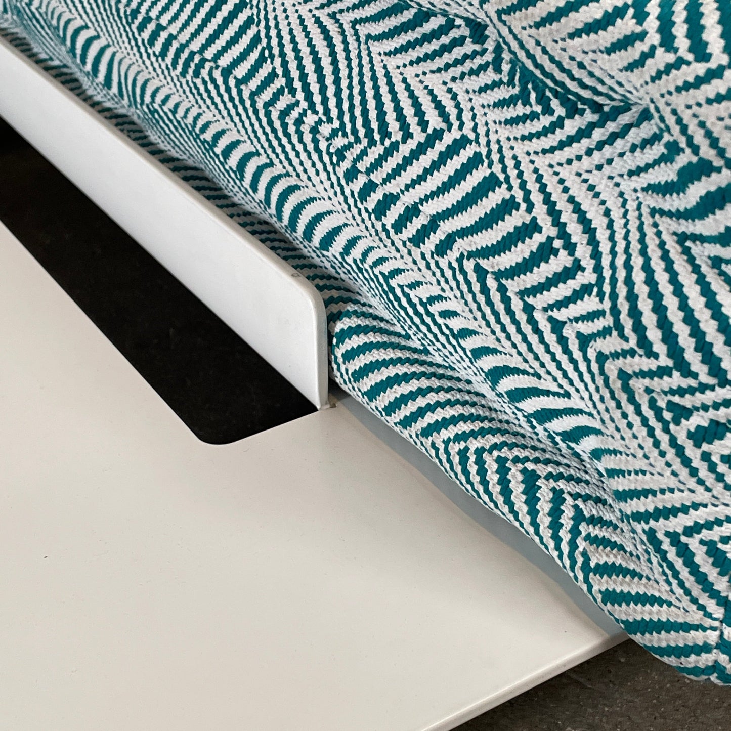 Chaise longue d'extérieur Mah Jong Roche Bobois