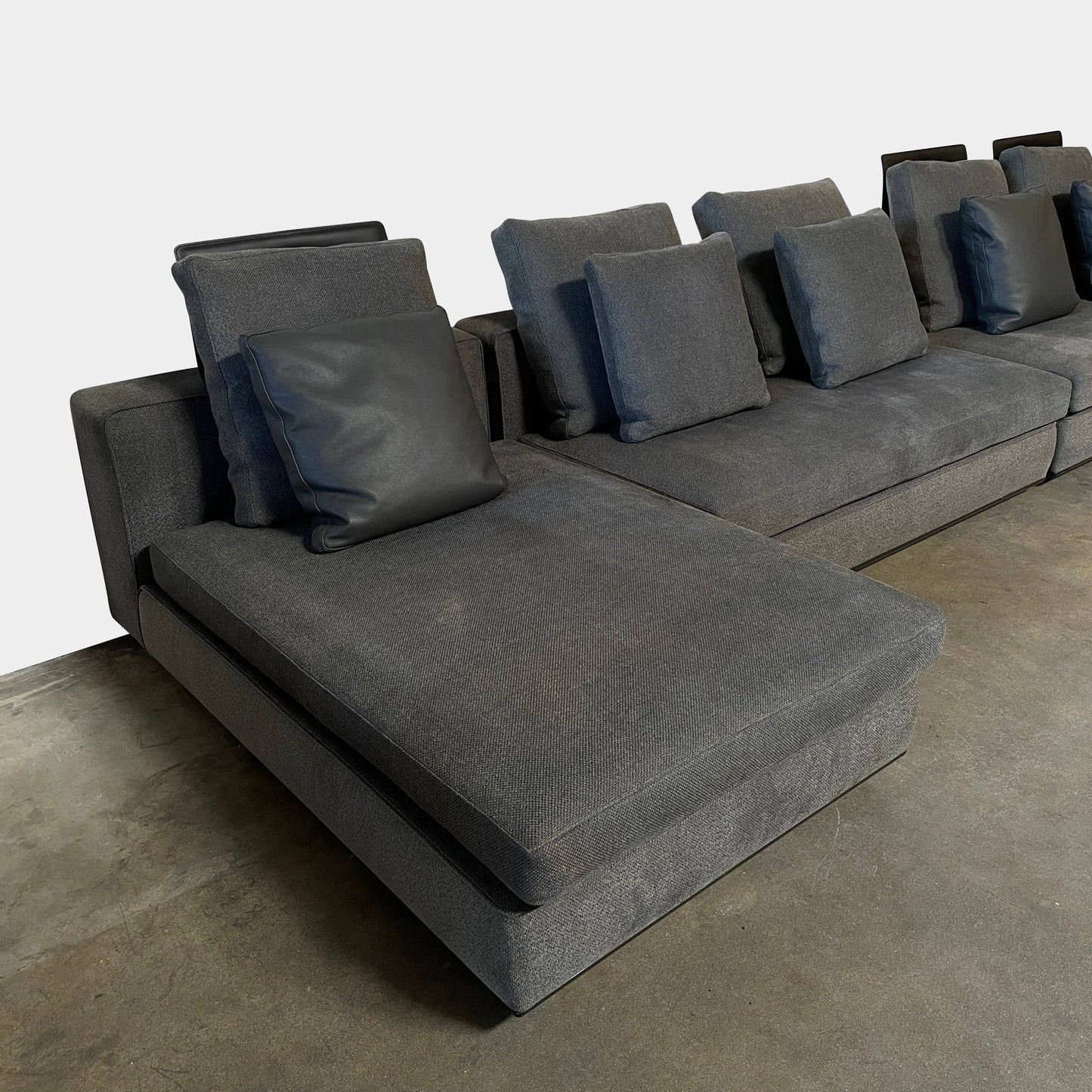 Canapé sectionnel Minotti Powell