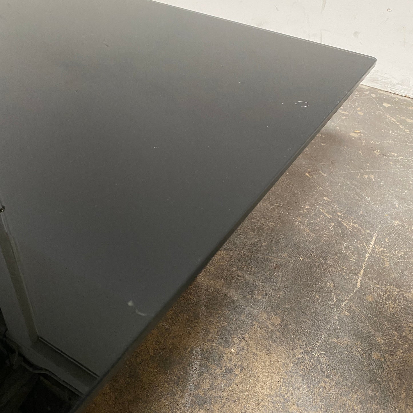 Table basse en verre noir 