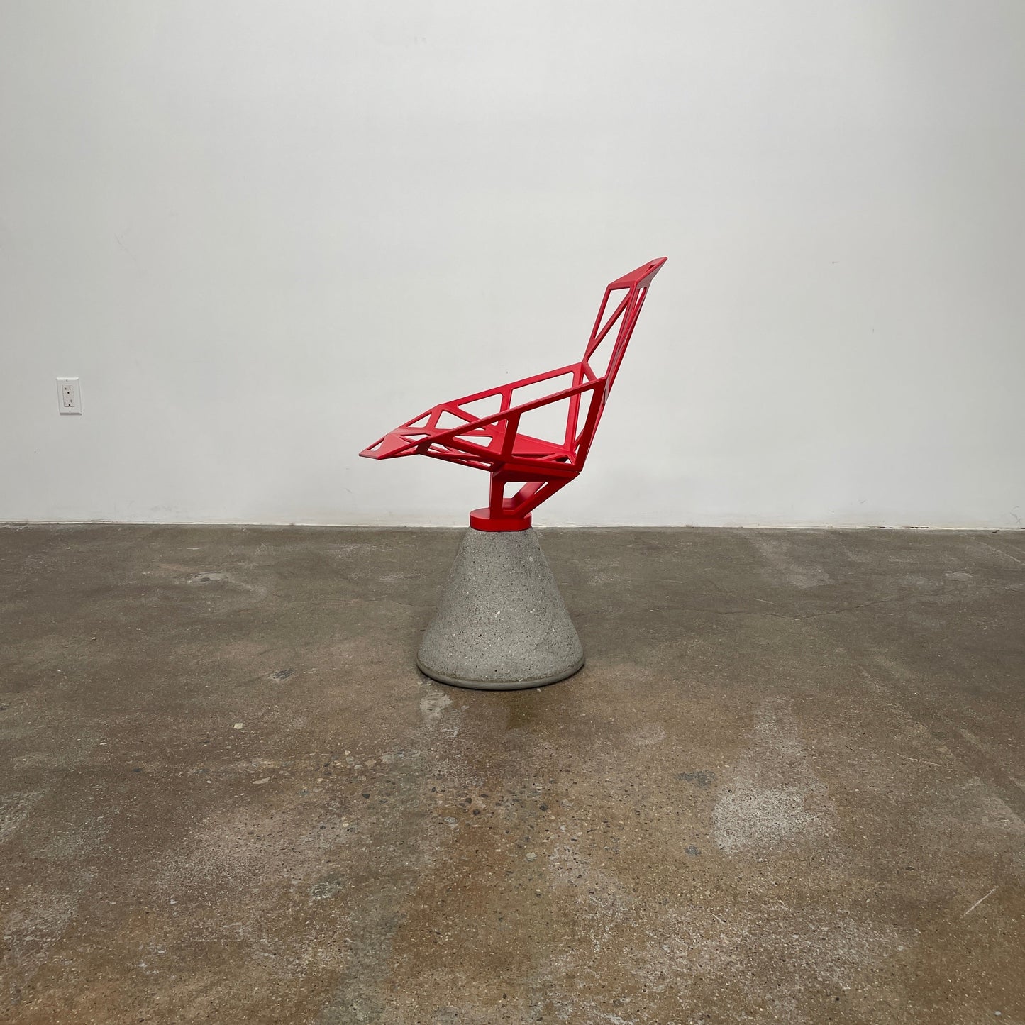 Chaise Magis Red One avec base pivotante