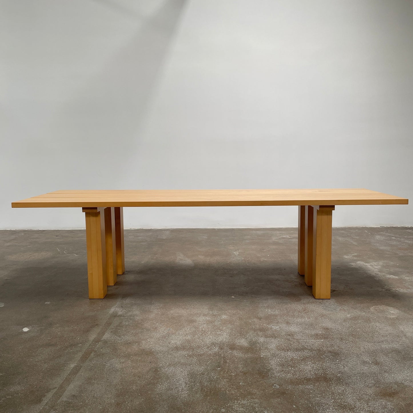 Table de salle à manger Cassina La Basilique par Mario Bellini